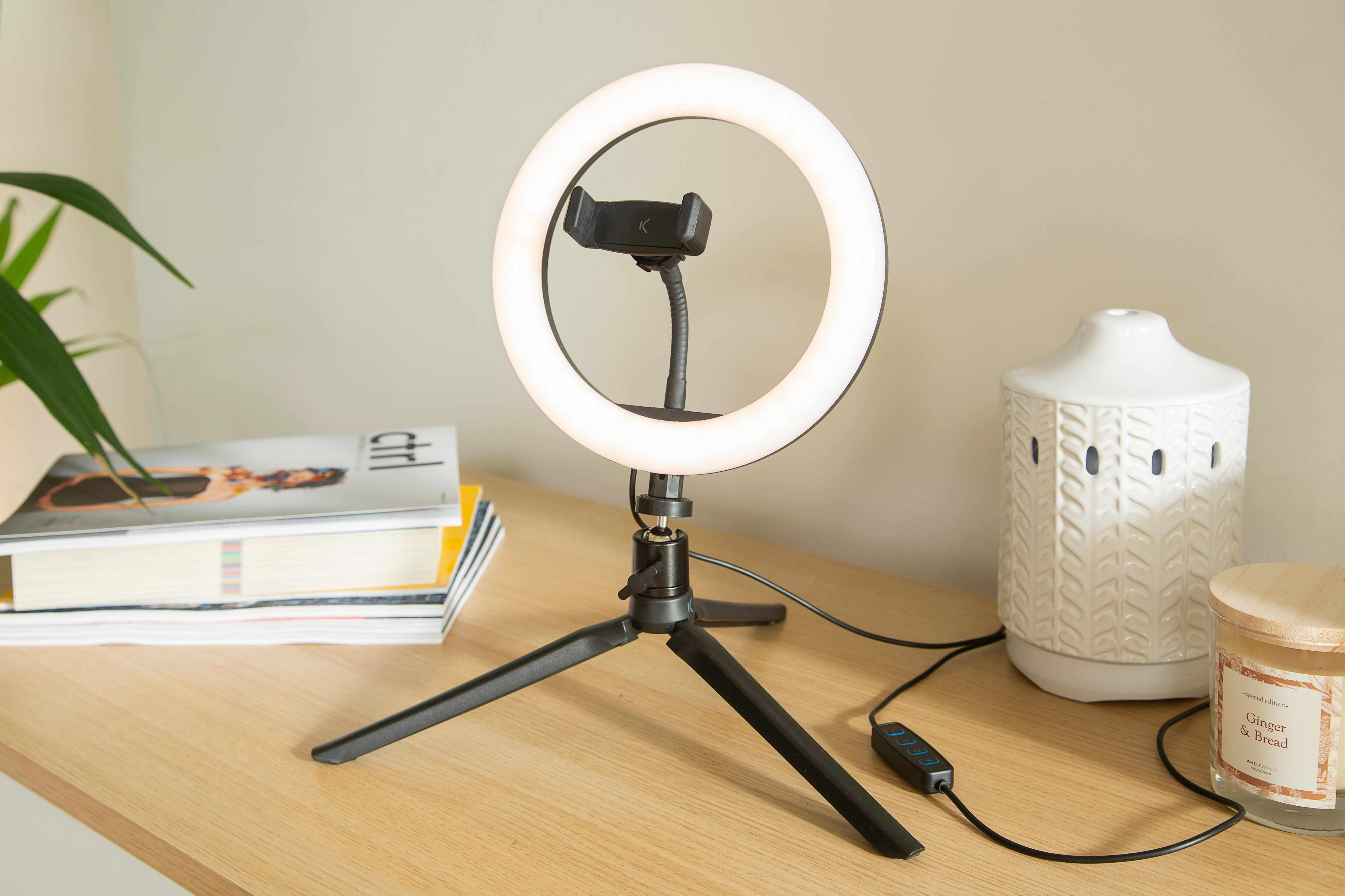 Lámpara de mesa LED con control de la intensidad de la luz Selfie KSIX con estructura negra pantalla blanca CCT 3000K-6500K alimentación a red - 9