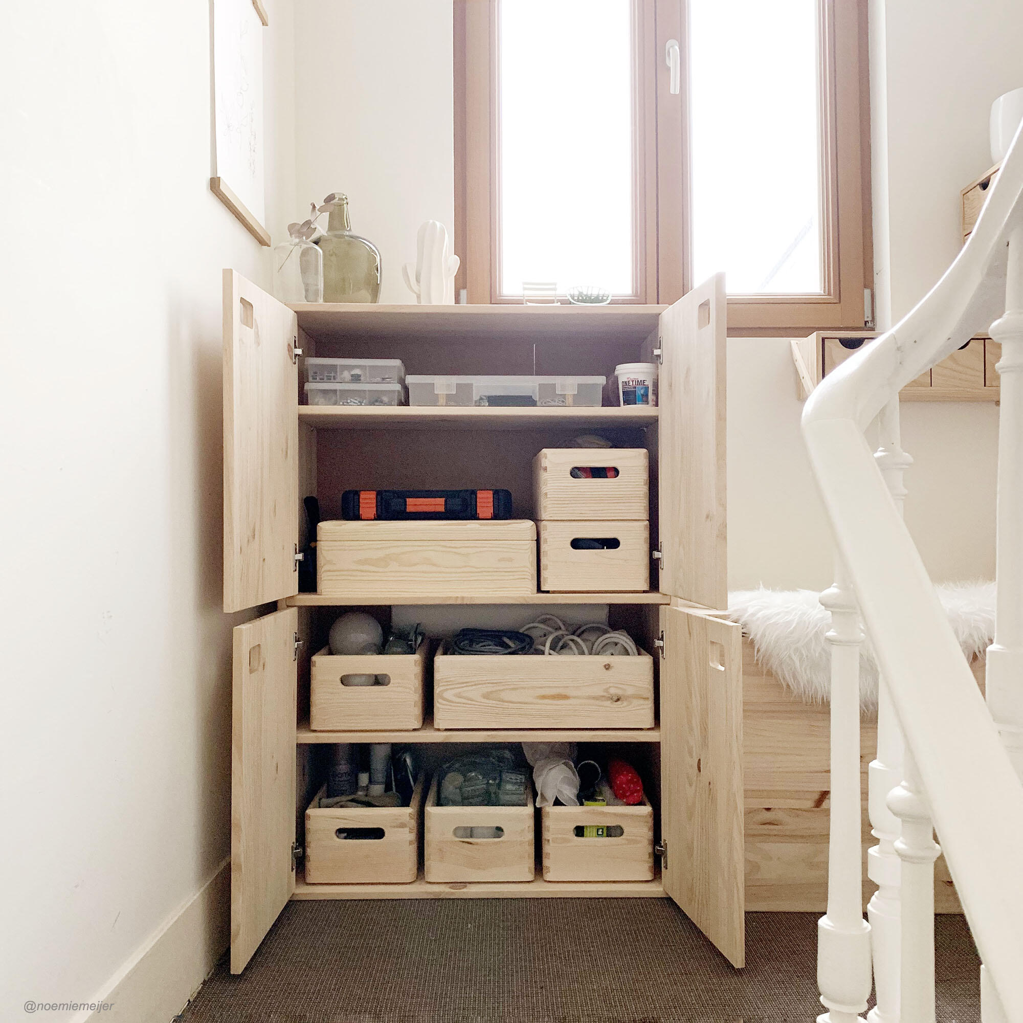 Estantería de madera en kit Dinamic de 70,8x105,4x33 cm y 50 kg max, por balda - 16