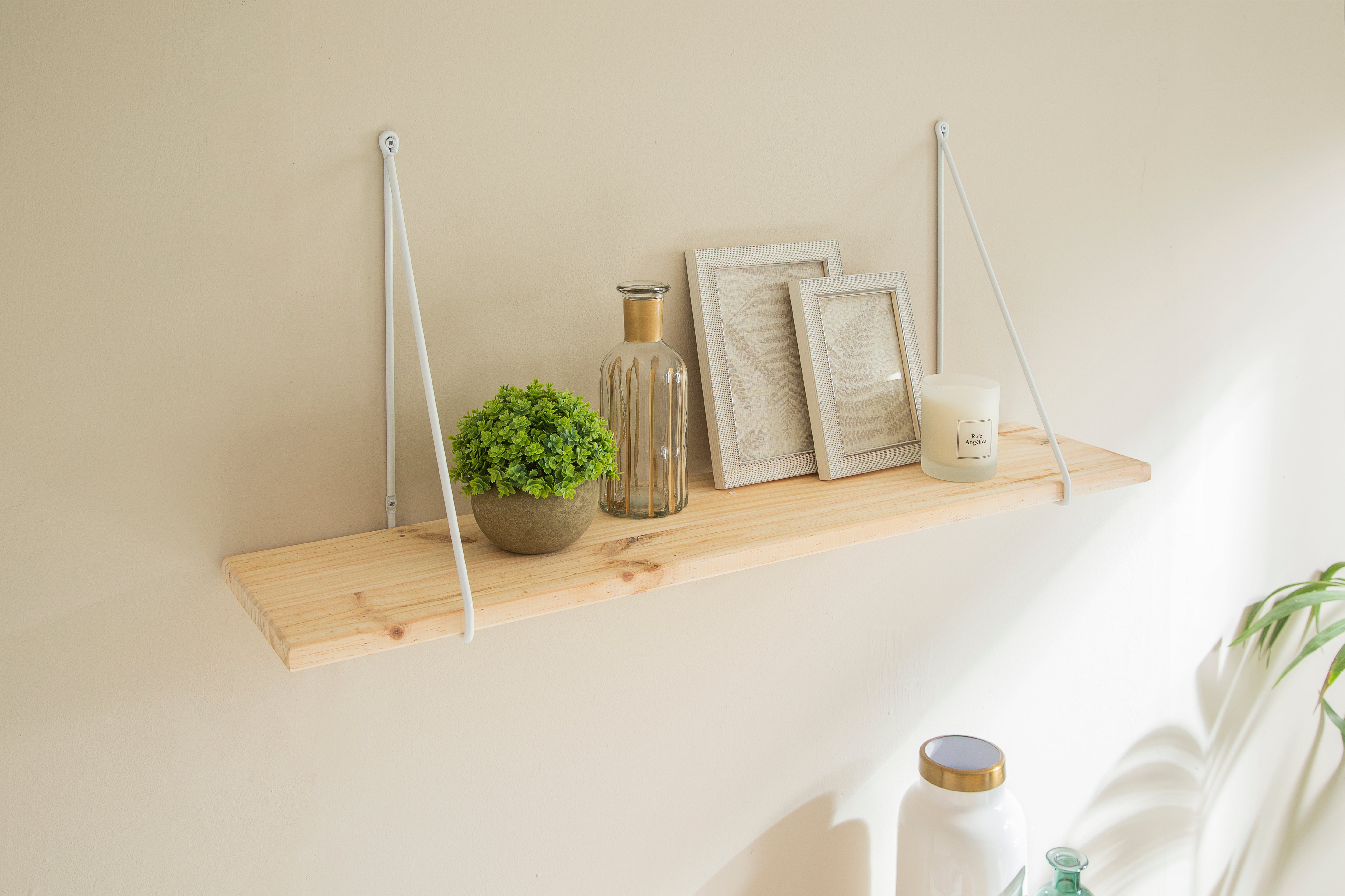 Balda rectangular en color pino de 18x80x1,8 cm y carga máx de 5 kg - 5