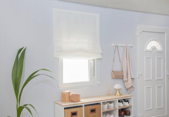 Estor plegable paquetto semi-transparente Forum 90x250 cm poliéster liso blanco con cadena