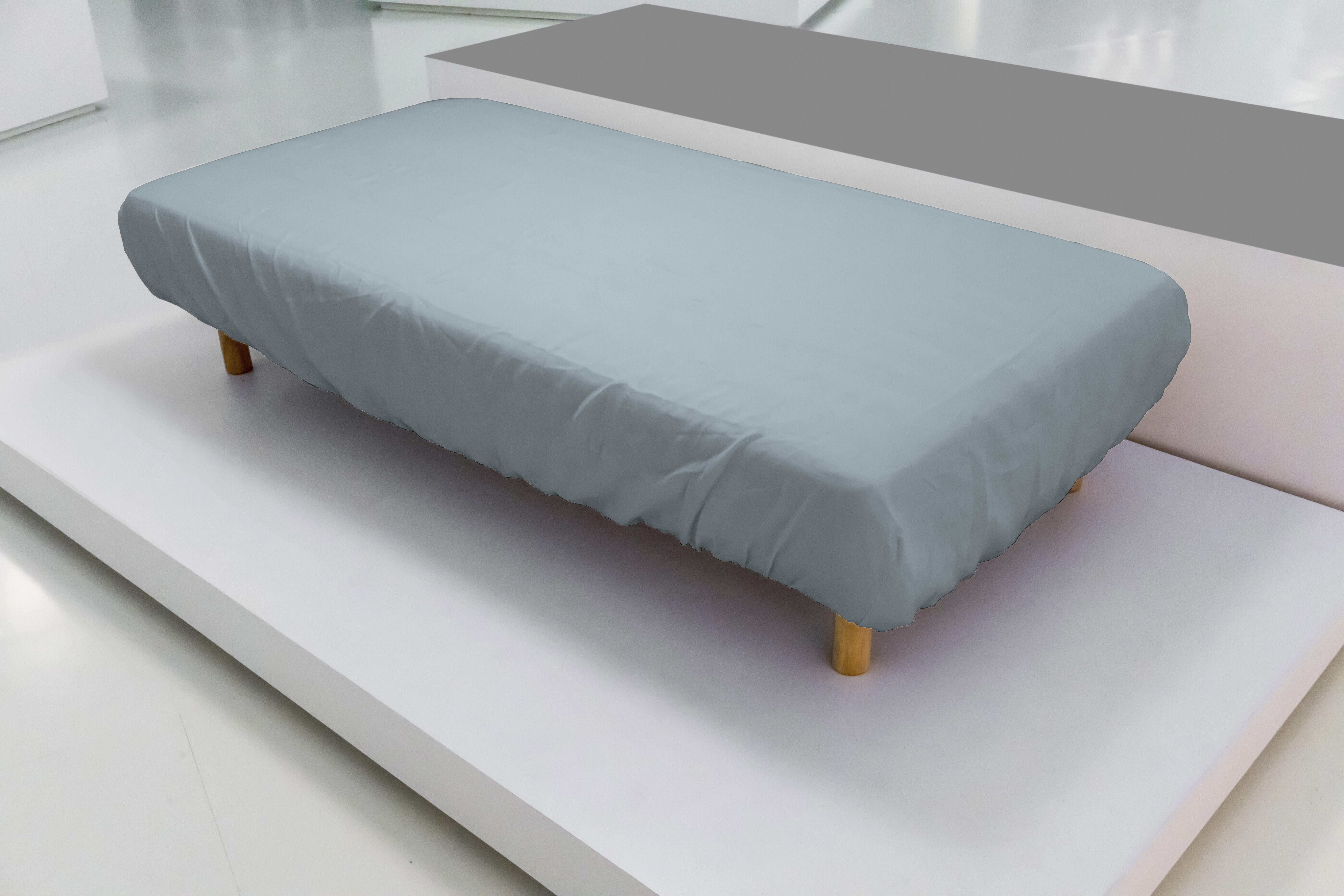 Sábana bajera con elástico algodón percal 200 hilos wash grament azul bebé 135x200 para cama de 135 cm