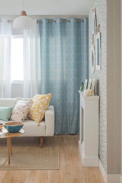Visillos y cortinas para tus ventanas: descubre su poder decorativo
