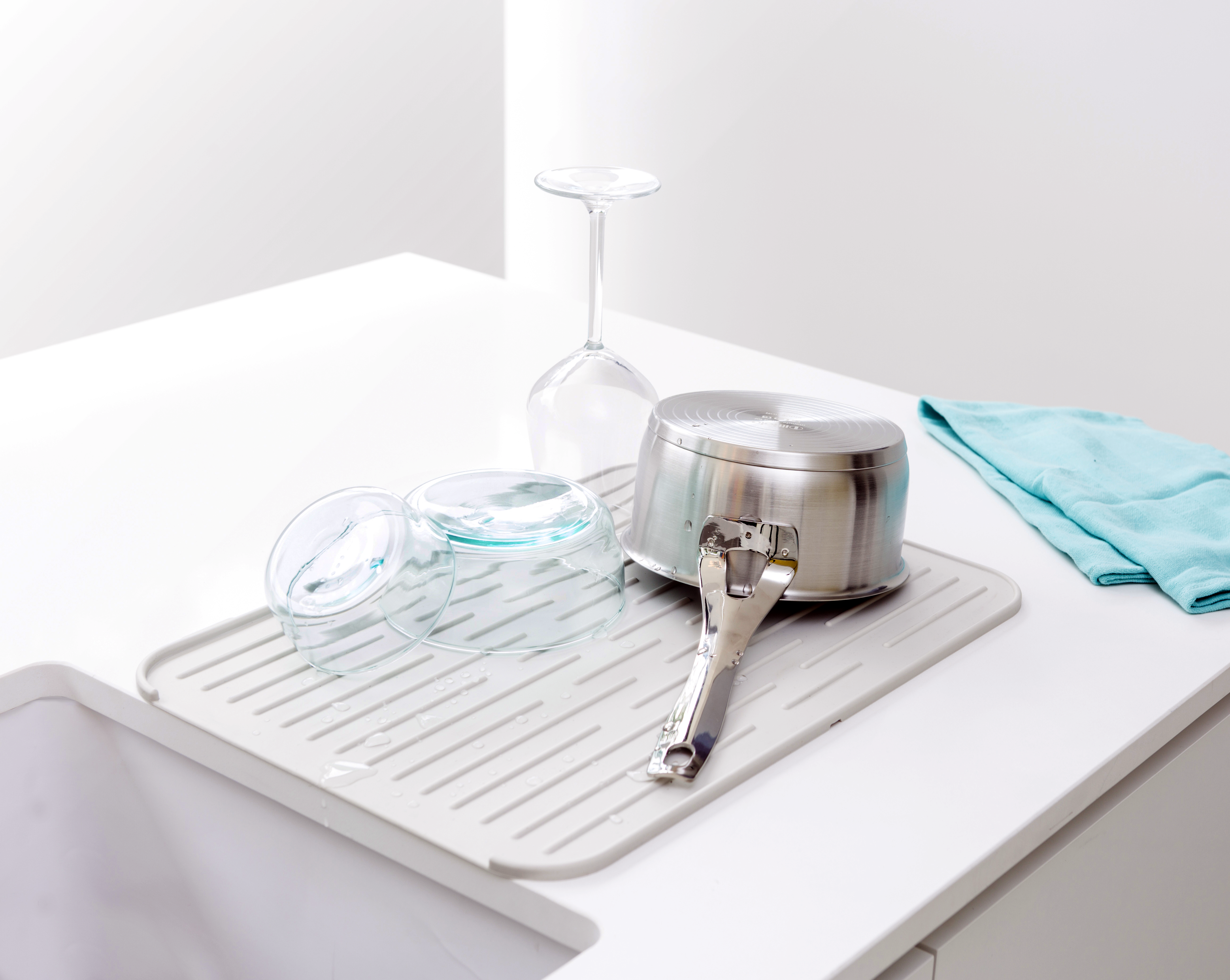 Tapete escorredor cinza claro - 3