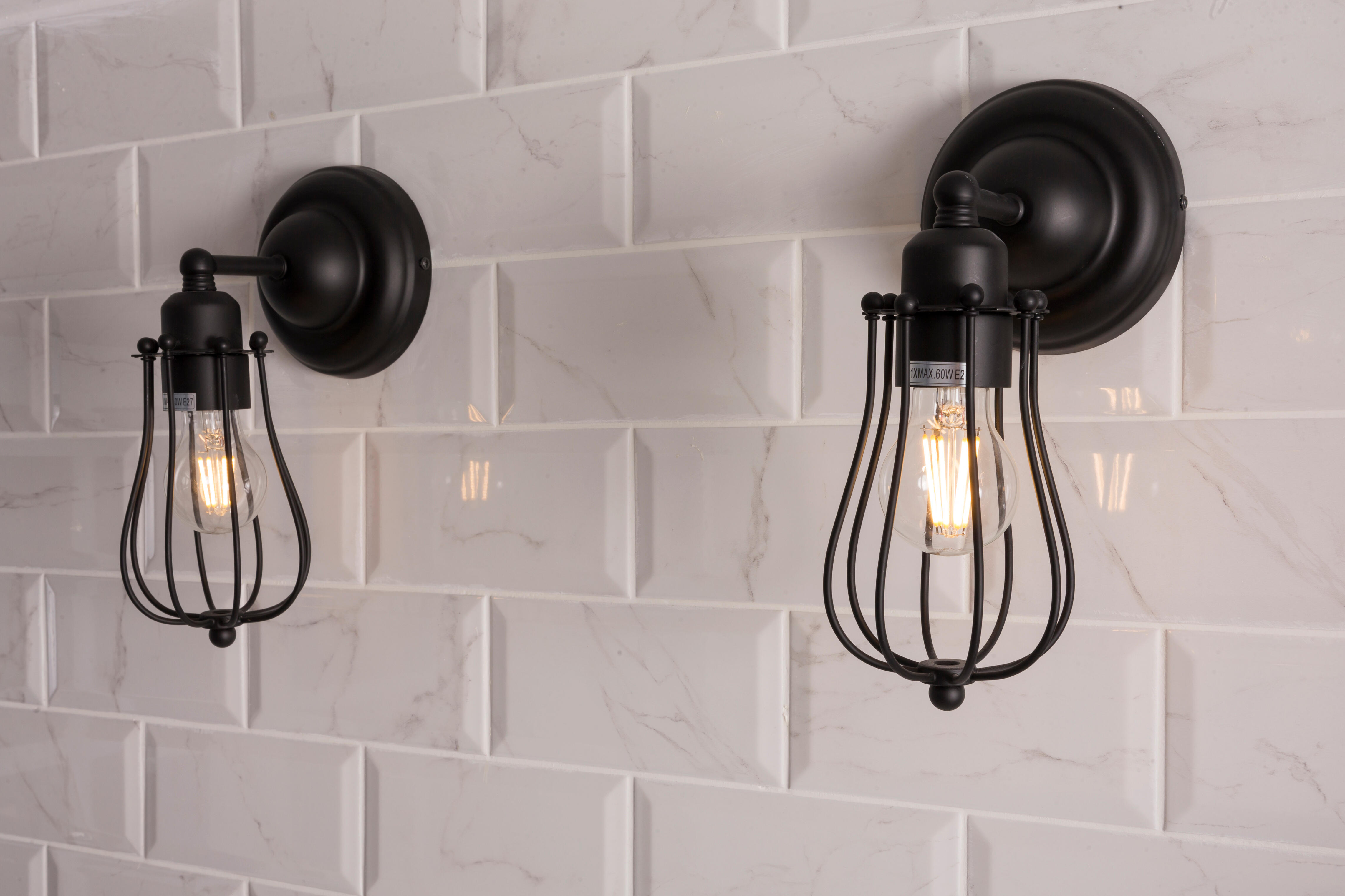 Aplique de acero Kansas de 1 luz E27 de color negro
 - 3
