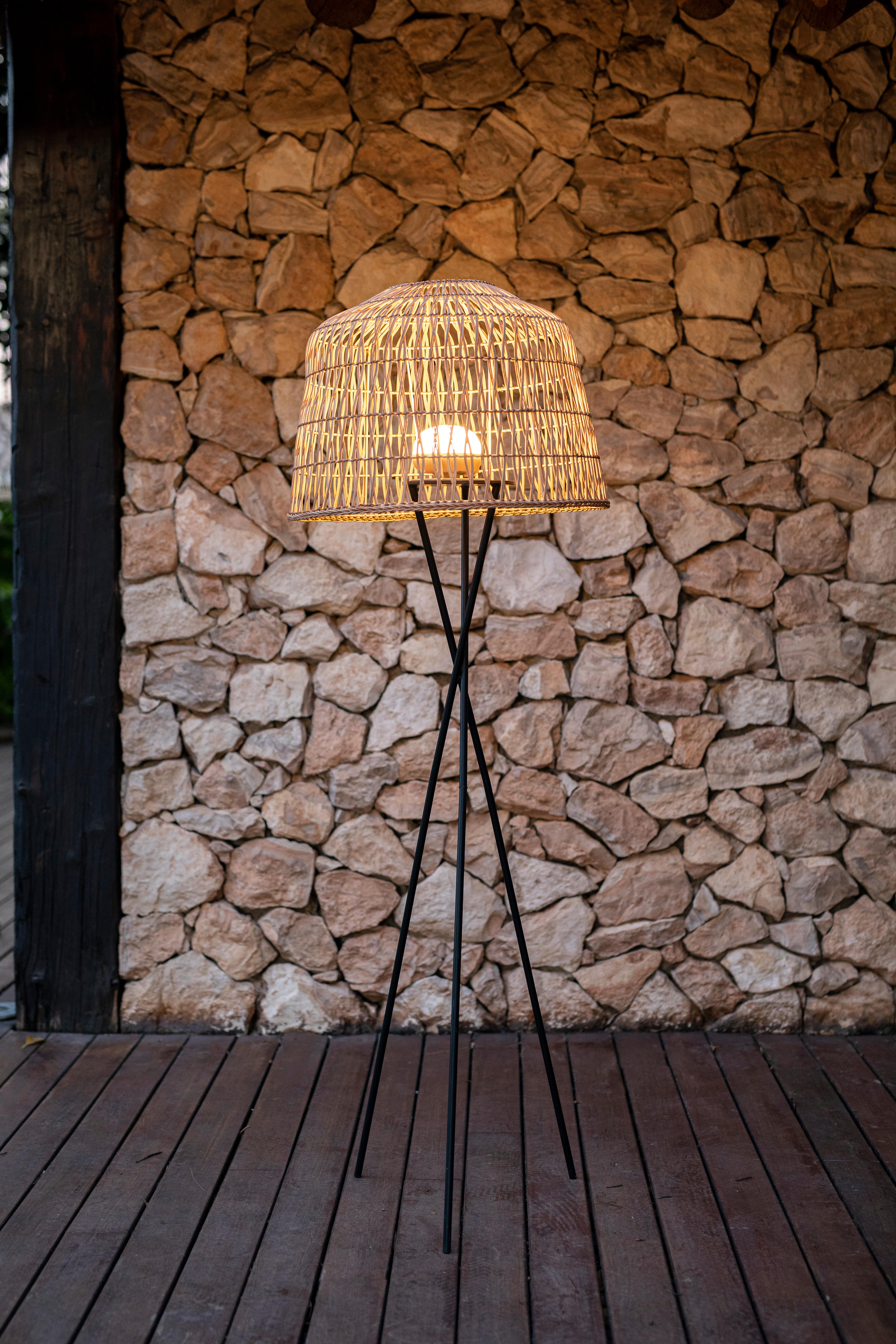 Lampada da esterno senza fili AMALFI 145 BATTERY beige , luce bianco caldo IP54 NEWGARDEN - 4