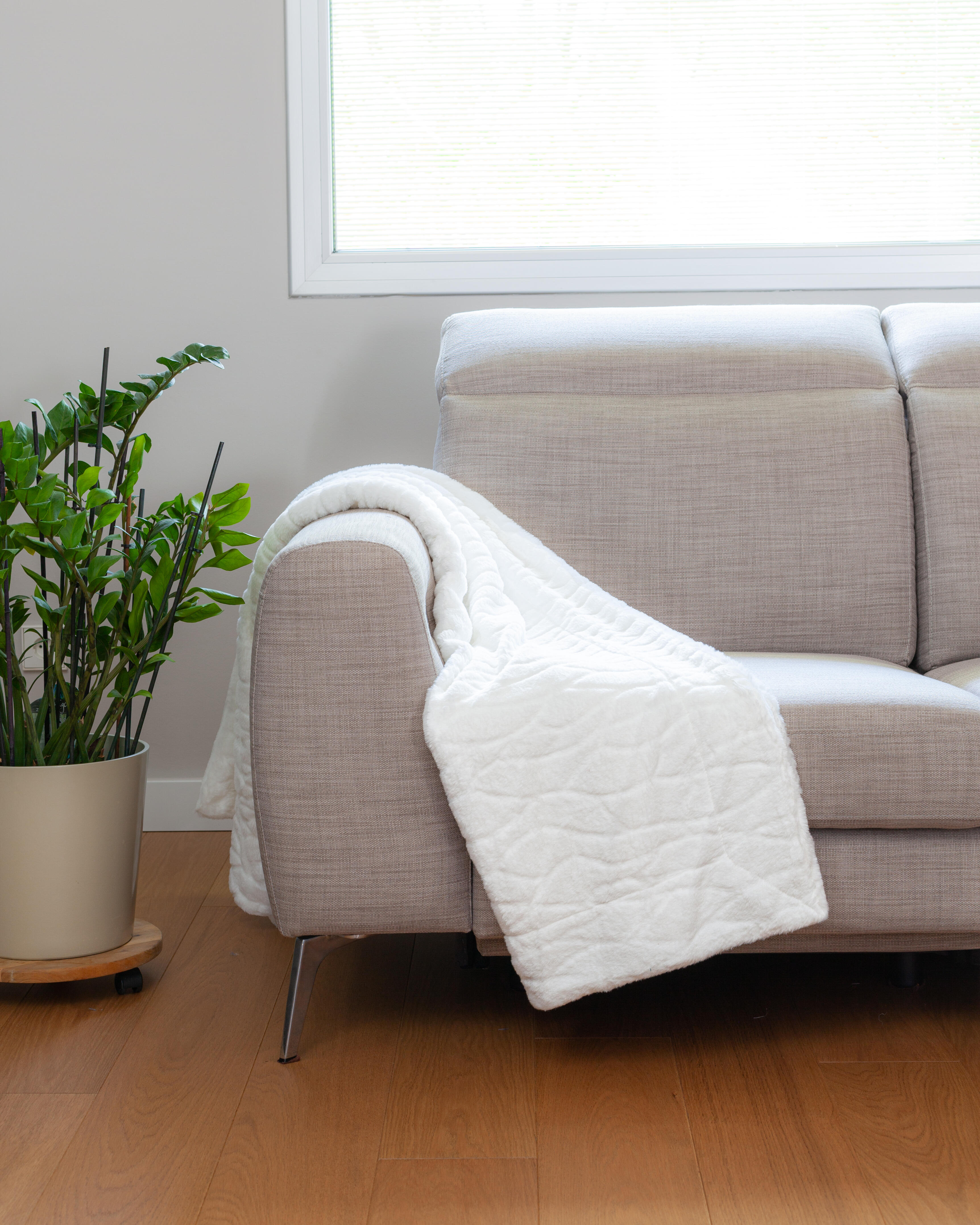 Manta flannel poliéster blanco 130x170 cm