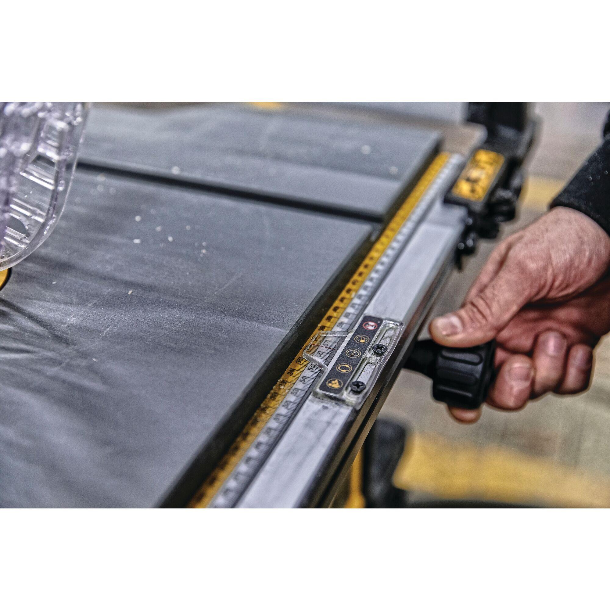 DWE7492-QS SCIE TABLE 2000W 250MM DWE7492-QS DEWALT - 1