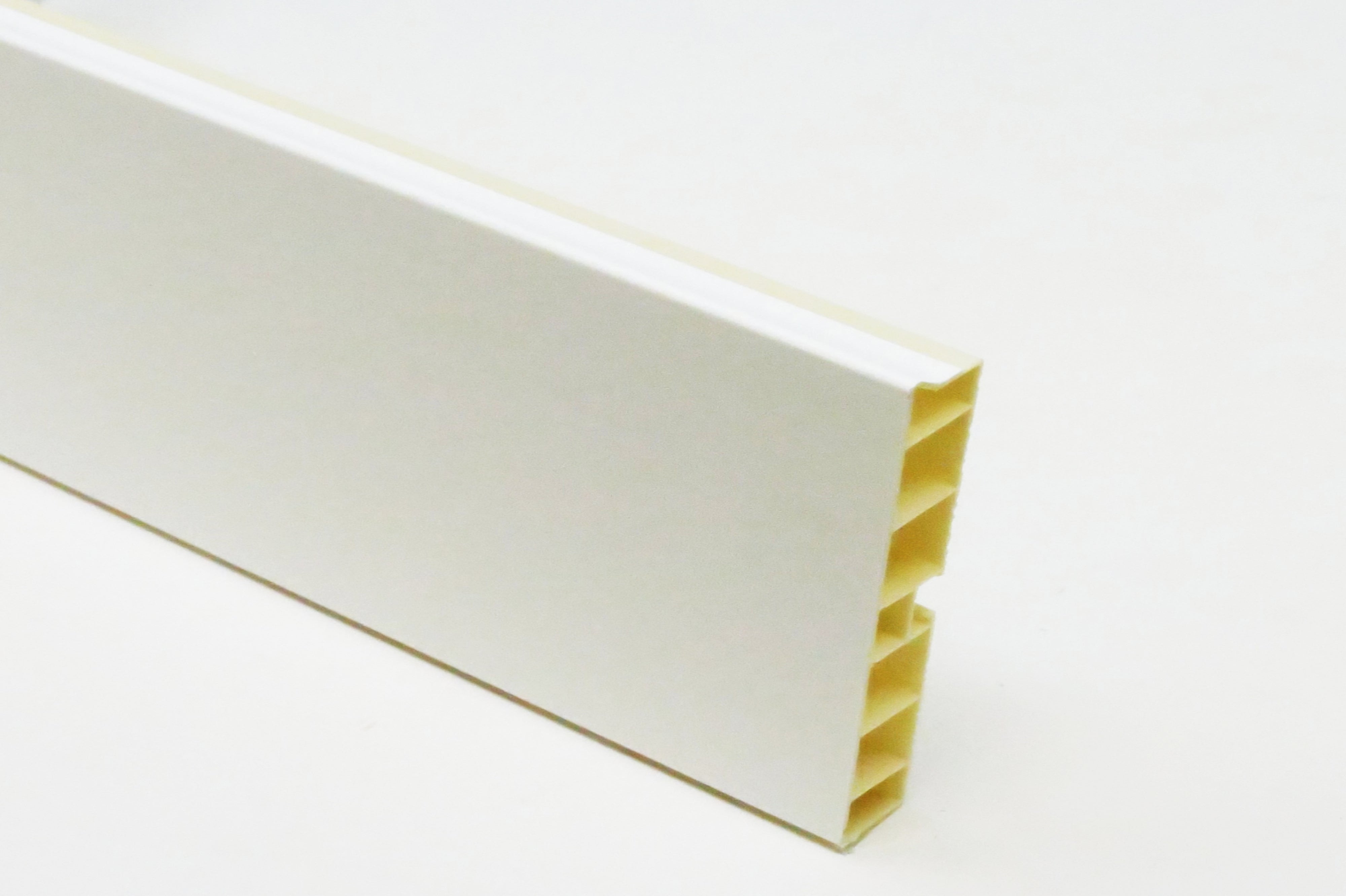 Rodapé interfer 9.6x200cm branco rugoso - 2