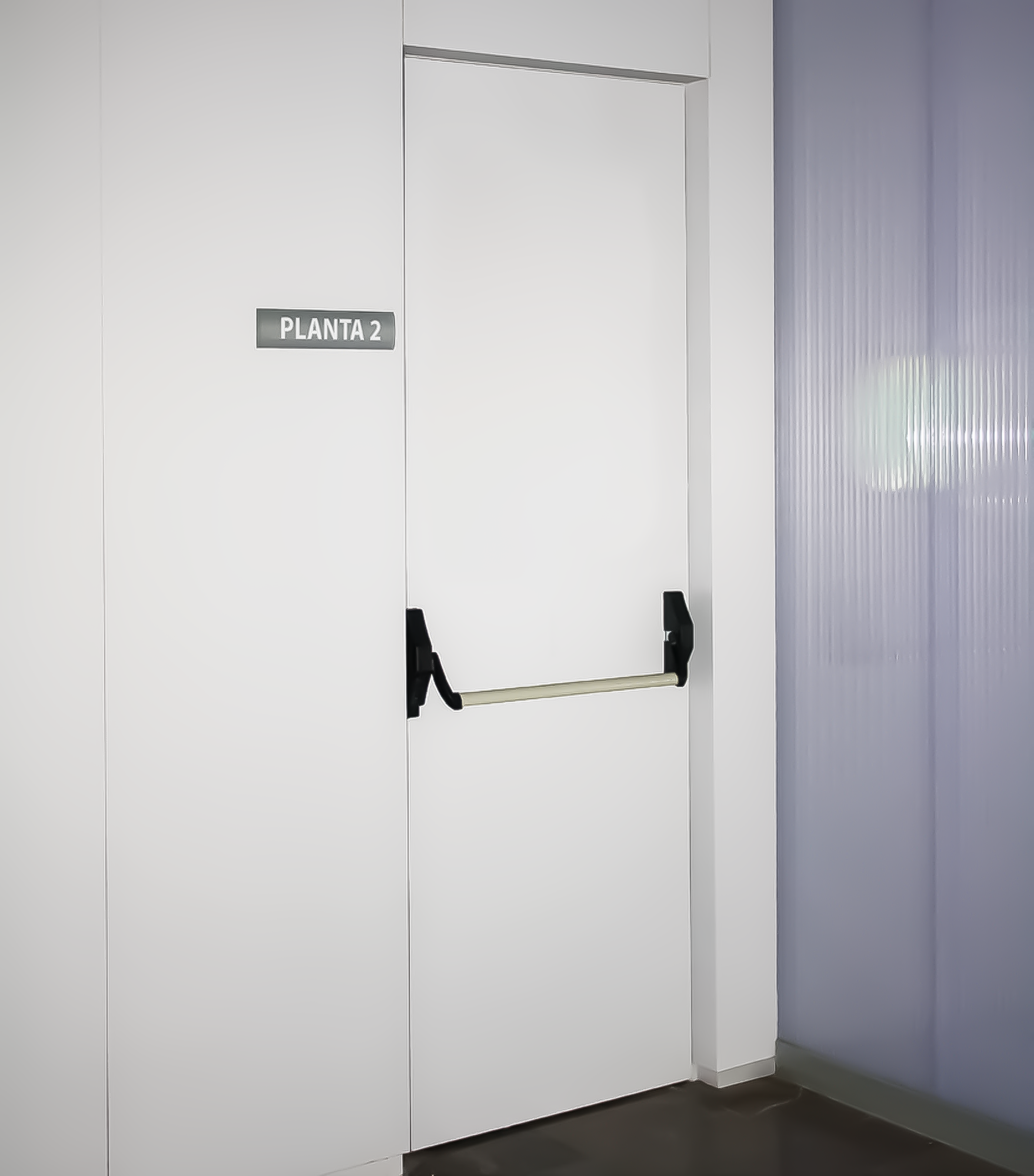 Porta corta-fogo DELTA BRANCO 80X90X205CM (DIREITA) - 2