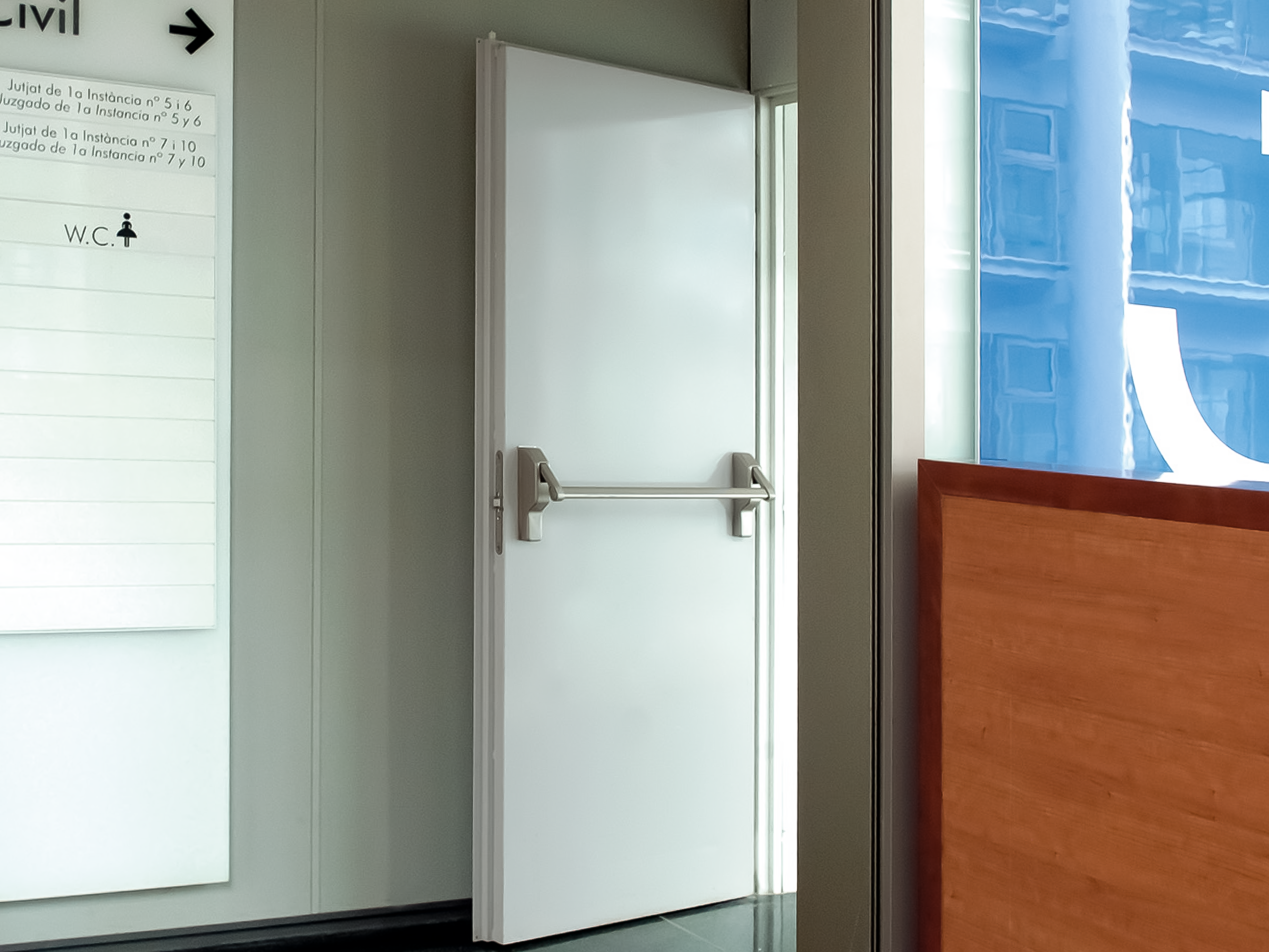 Porta corta-fogo DELTA BRANCO 80X90X205CM (DIREITA) - 3