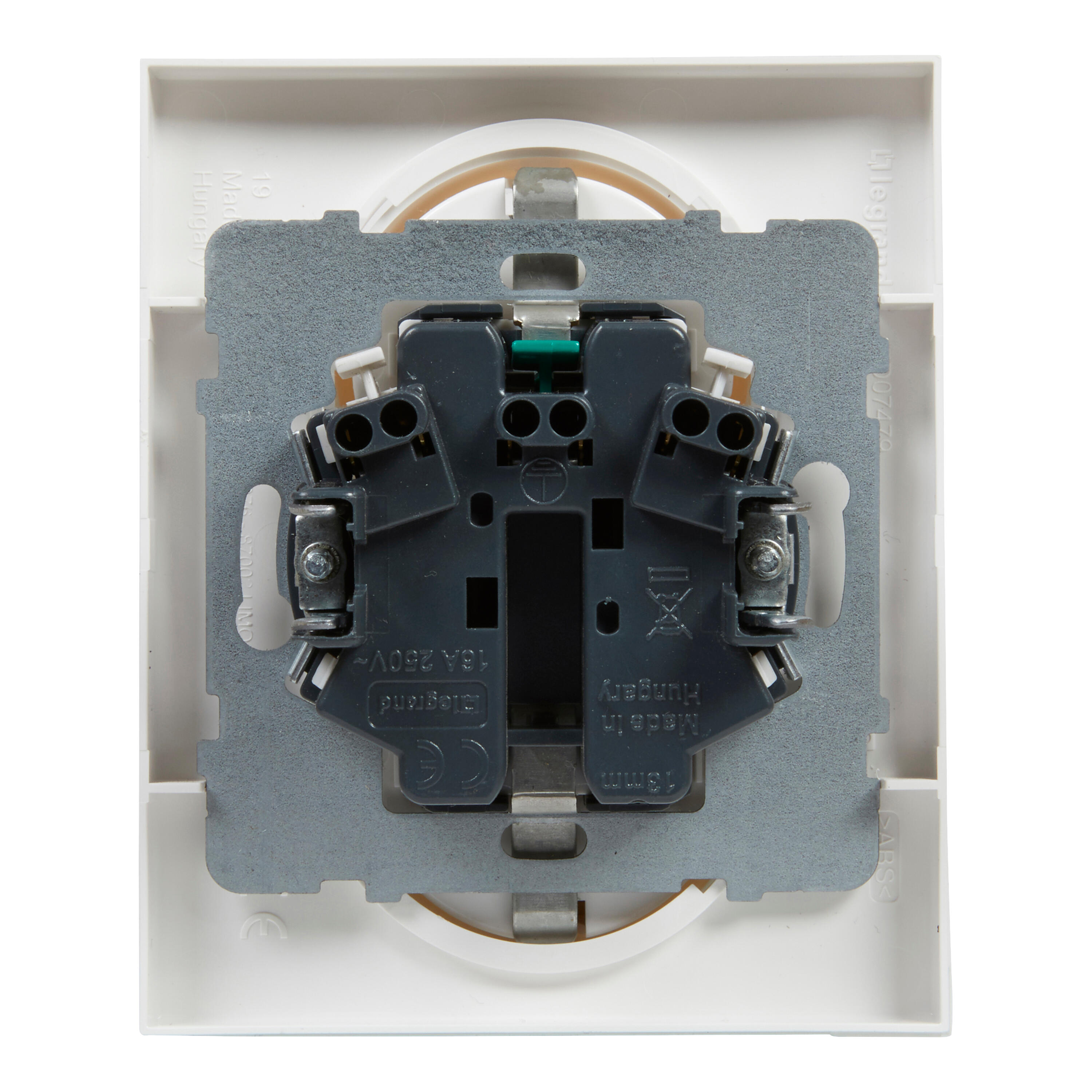 Tomada dupla 2P+T Schuko, 16 A -230 V~ LEGRAND SUNO BRANCO - 6