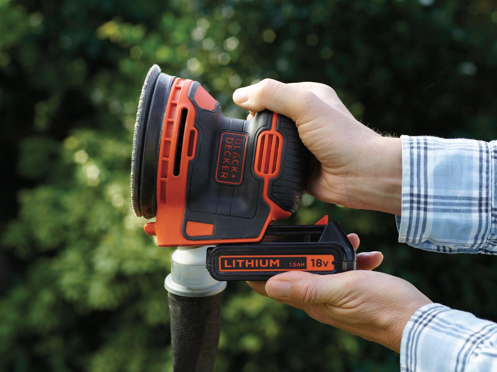 Lijadora excéntrica sin cable BLACK + DECKER de 18V 125mm - 6