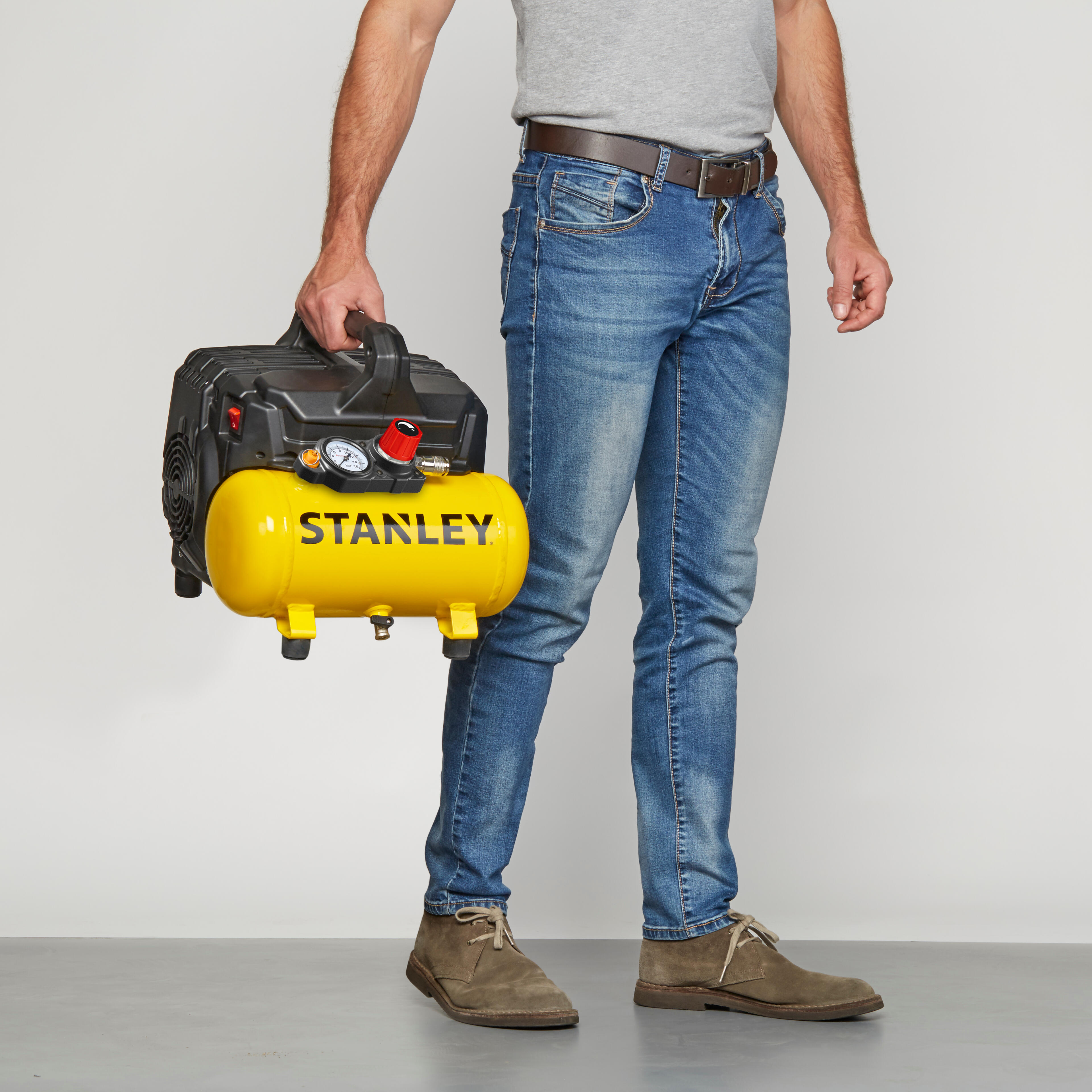 Compressor sem óleo Stanley DST 100/8/6 6L 1CV - 3