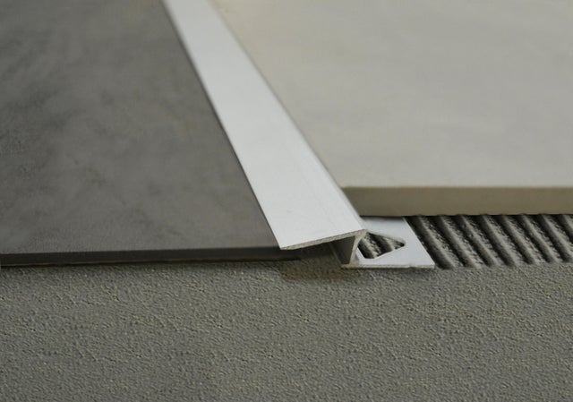 Perfil cerâmico RAMPA ALUMINIO 1.25 MT ZEROTEC