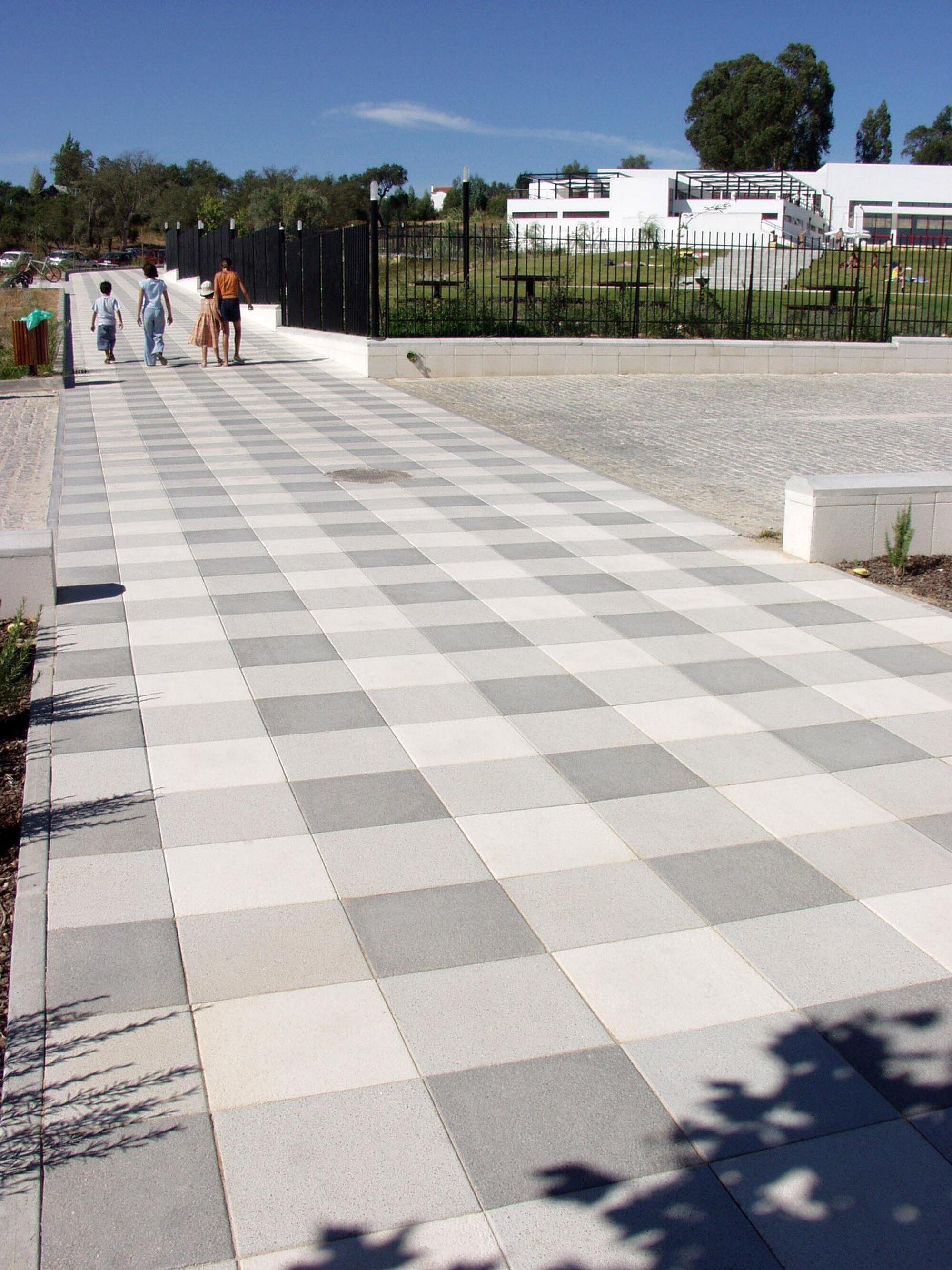 Palete de 150 unidades de Lajeta bujardada 40x40 cm branco - 3