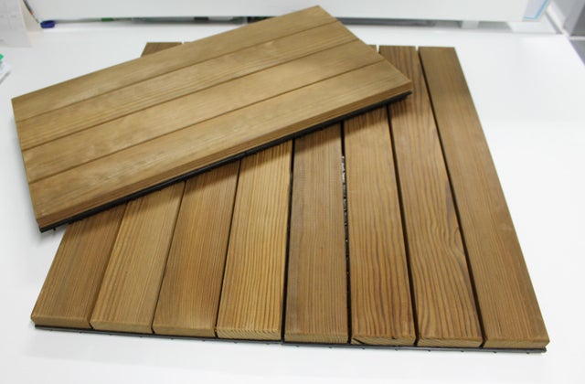 Deck estrado de madeira THERMOWOOD de encaixe 71 20mm 30X60cm