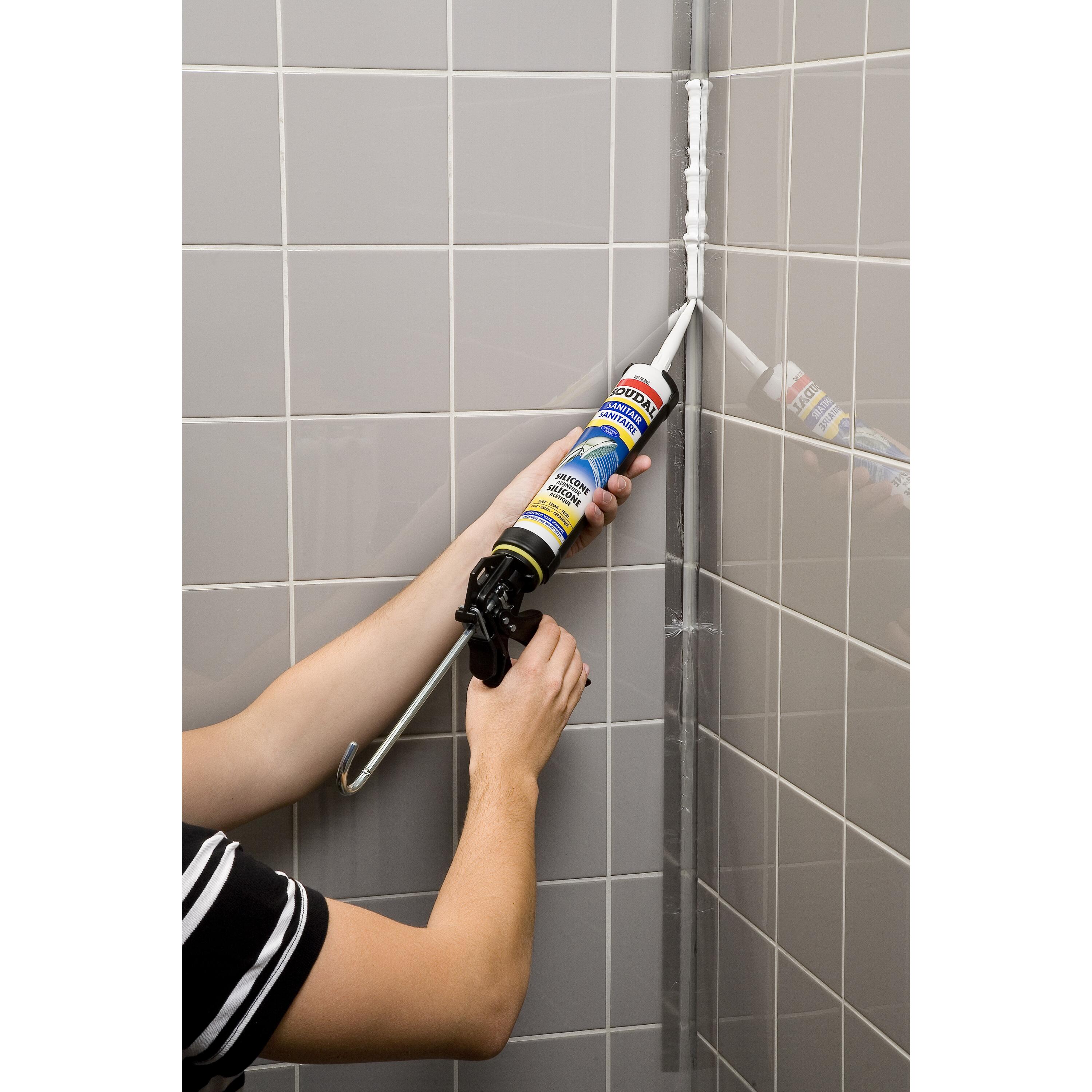 Pistola para silicone amarelo Soudal - 4