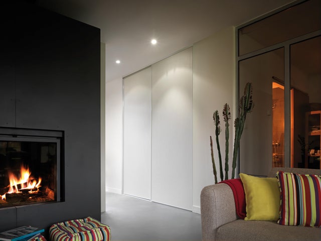 Como escolher portas de correr para roupeiros à medida