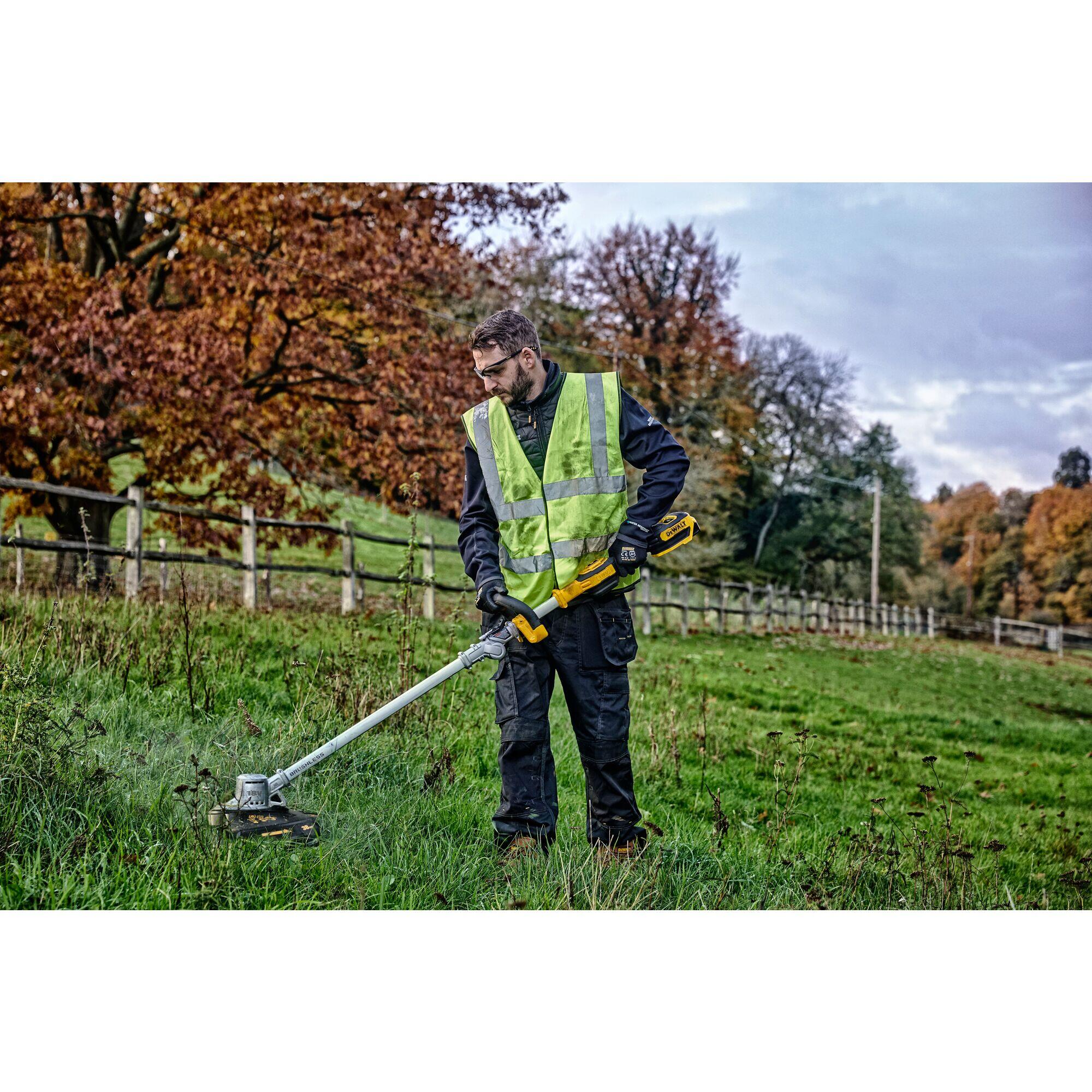 Coupe-bordures DEWALT Dcmst561p118 V L.36 cm avec batterie 5Ah et chargeur - 8