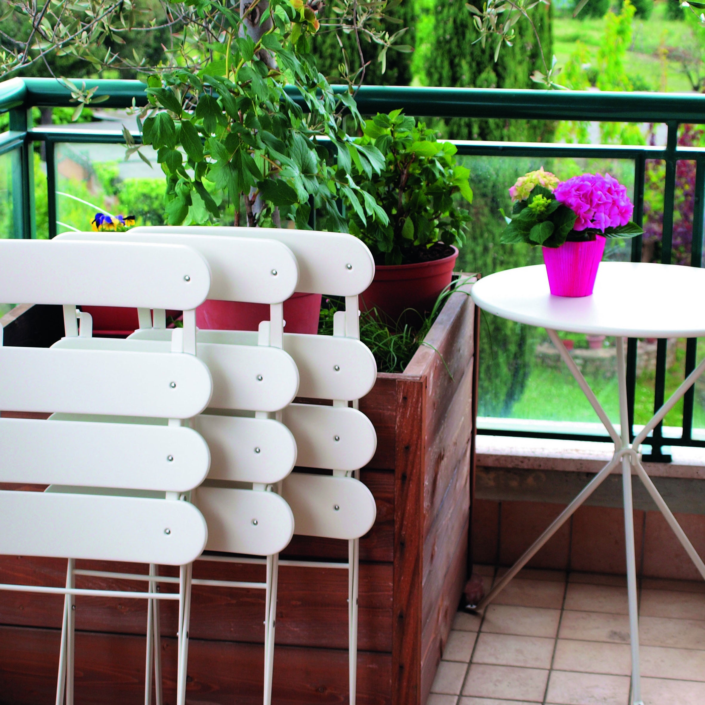 Sedia da giardino pieghevole Cassis OASI BY EMU, seduta in acciaio