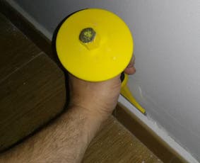 ¿Cómo quitar tus zócalos viejos? 