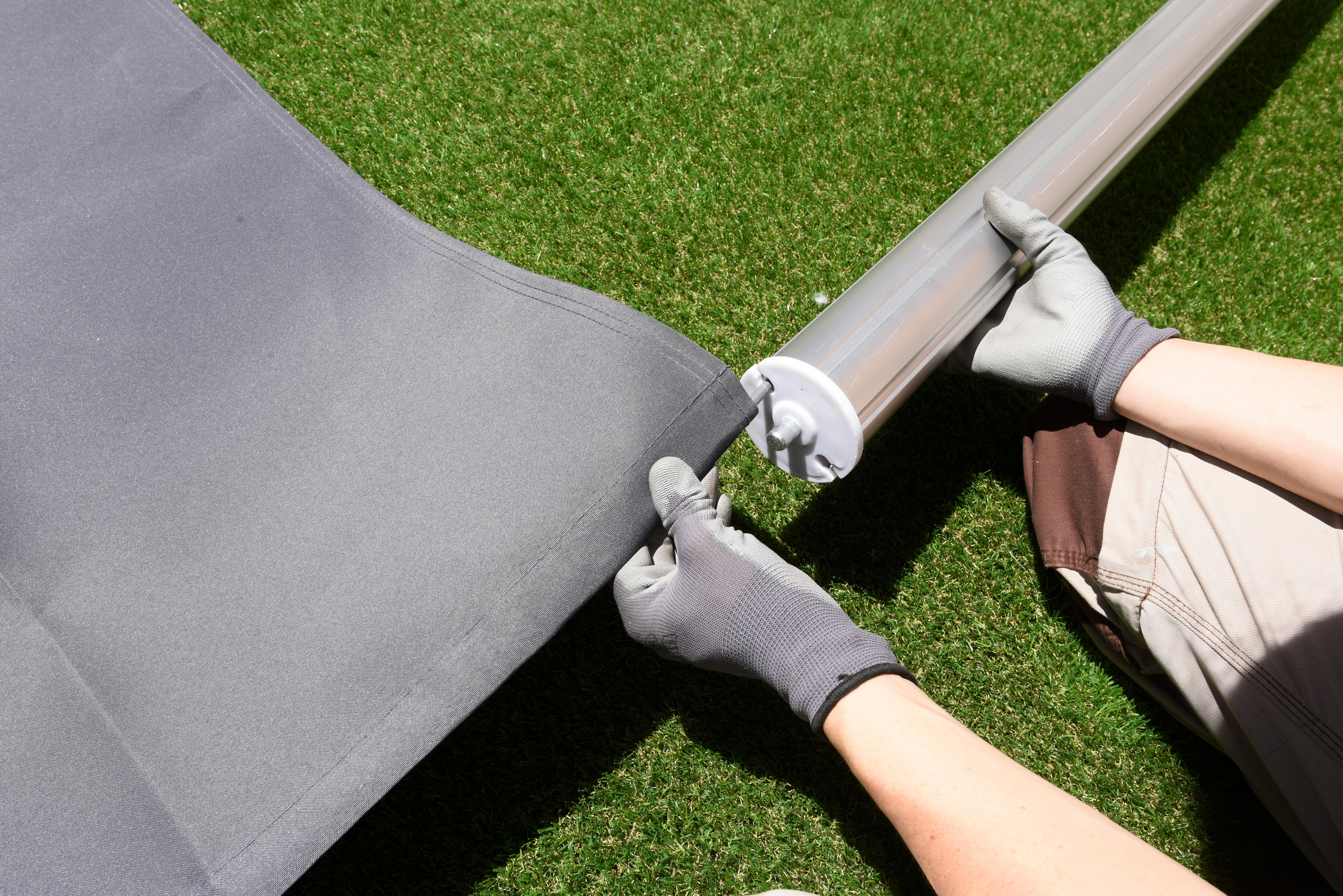 Cómo montar e instalar un toldo en kit Leroy Merlin