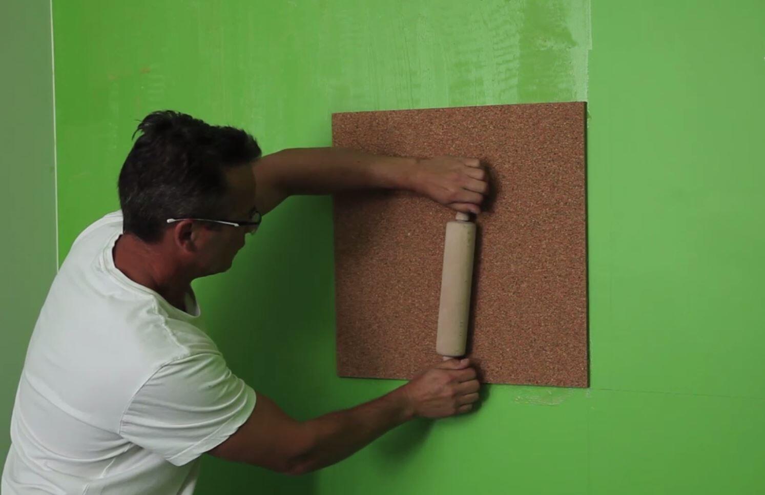 ¿Cómo colocar un corcho en la pared? Leroy Merlin