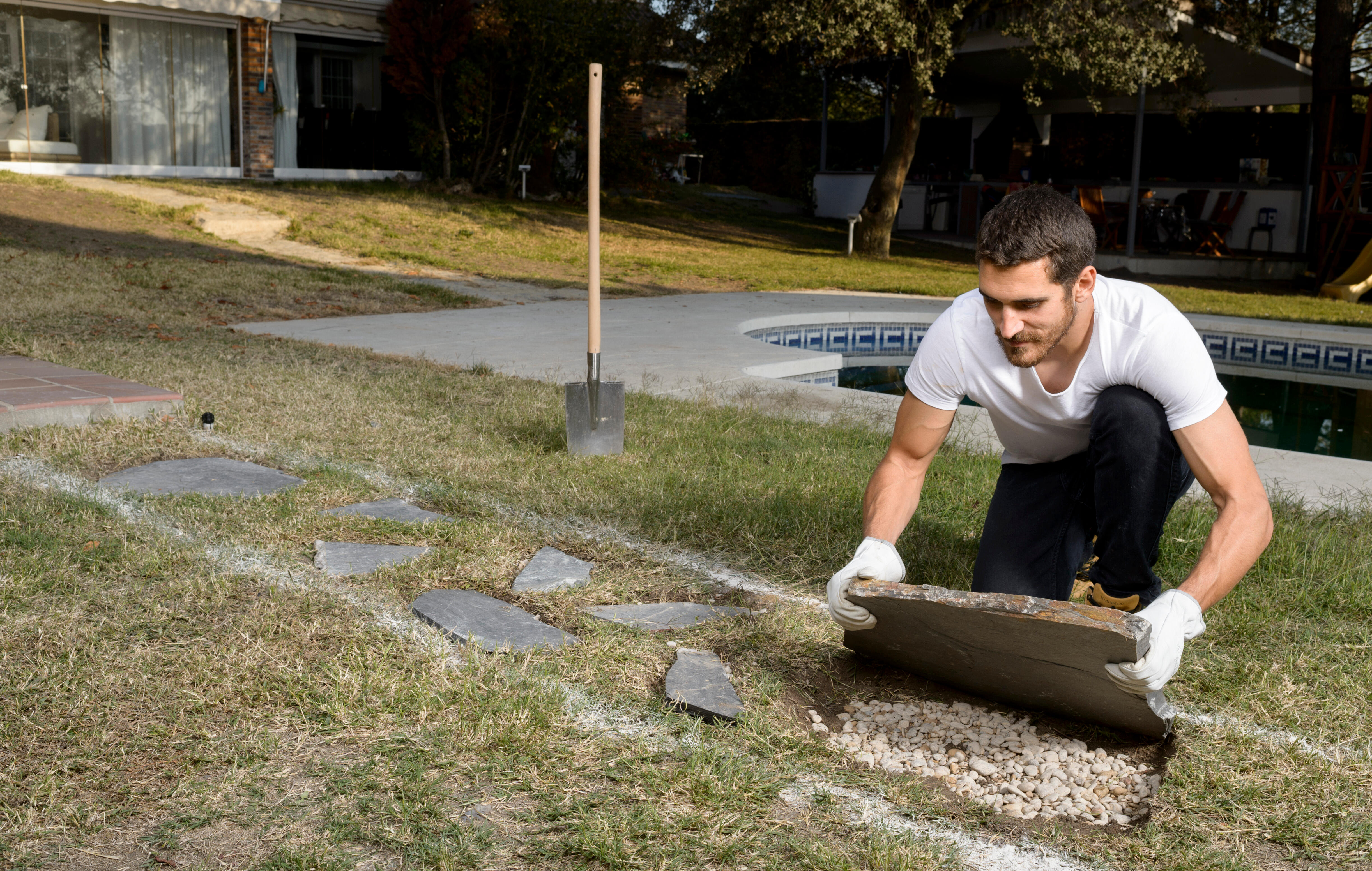 como hacer un jardin con piedras decorativas 