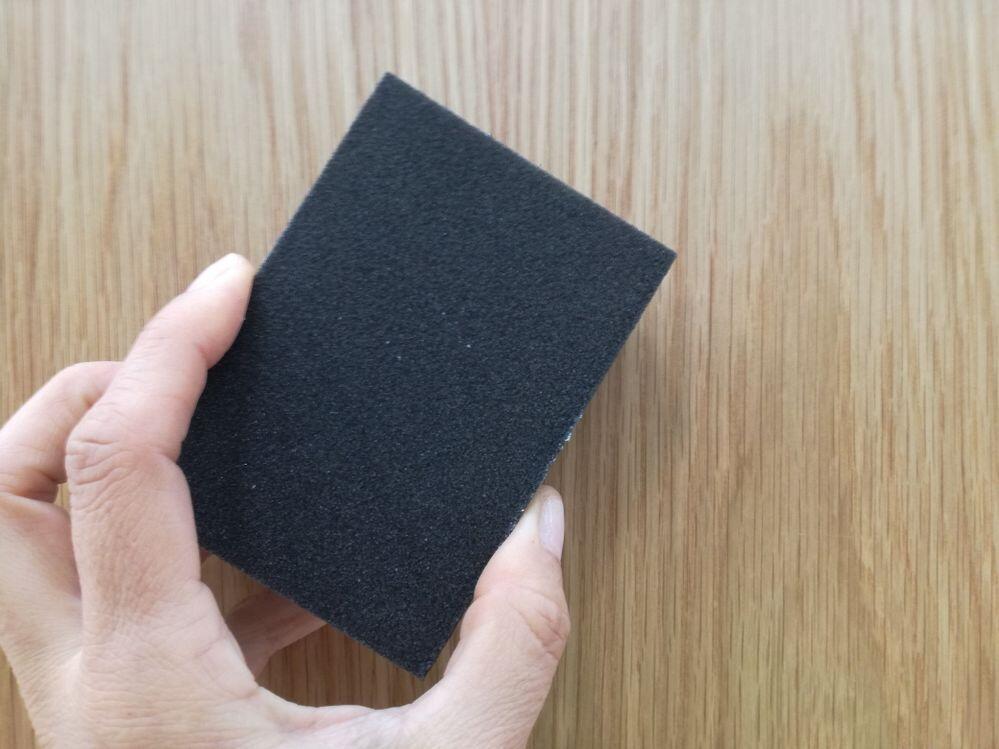 ¿Cómo decorar un armario con papel pintado?