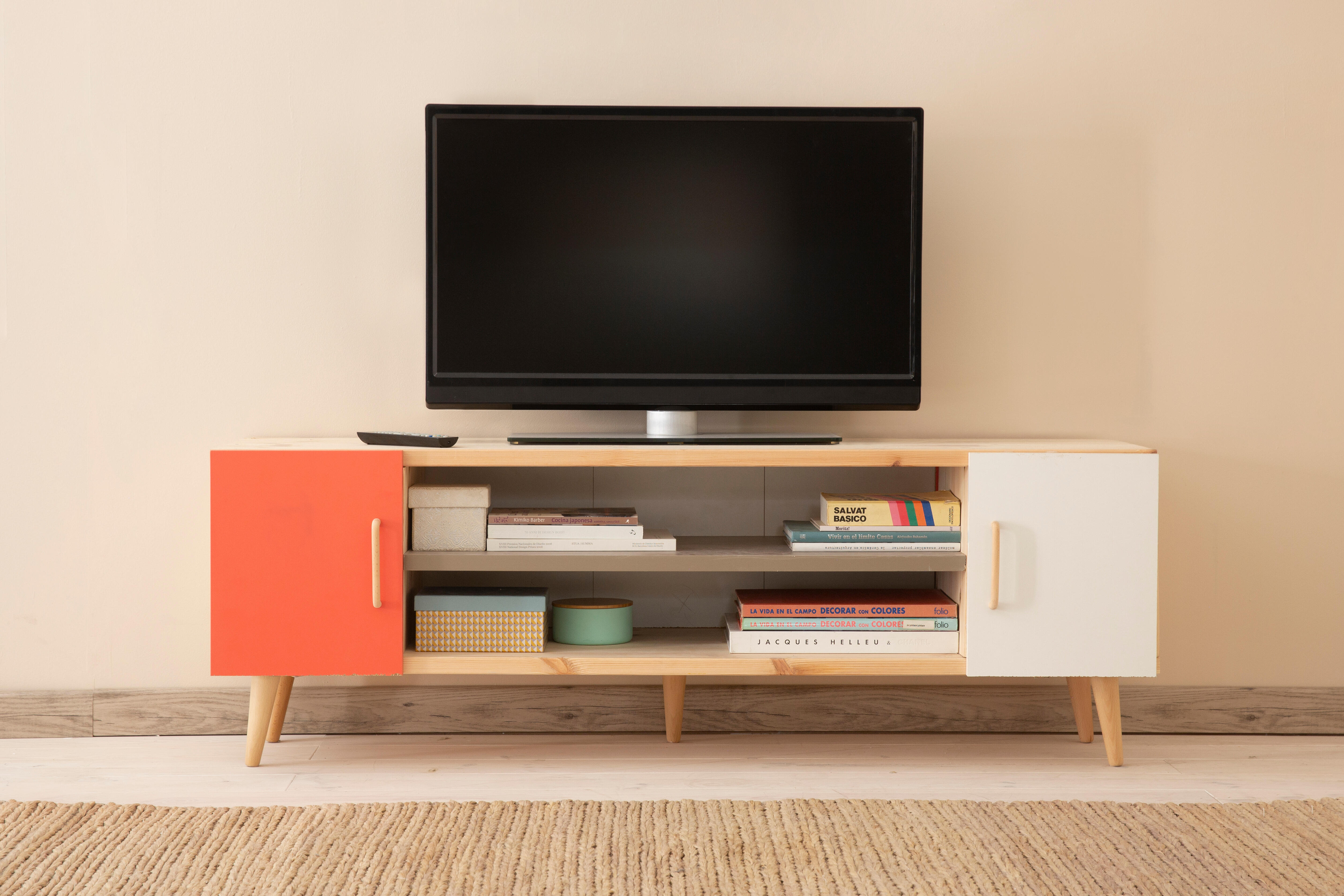 acortar ecuador destilación Haz un mueble de TV en melamina para tu salón. ¡Con mucho espacio para  guardar! | Leroy Merlin