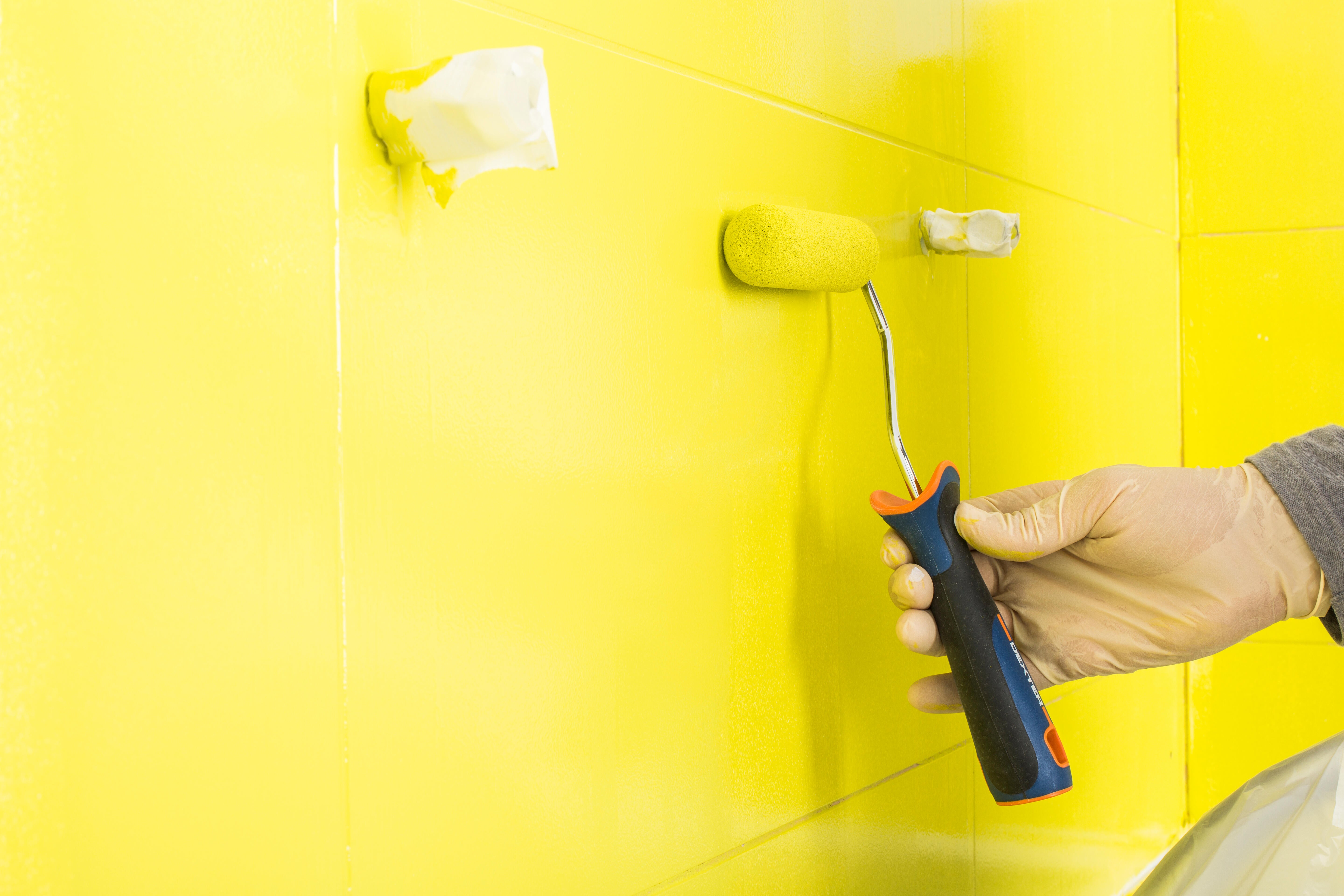 Cómo pintar azulejos