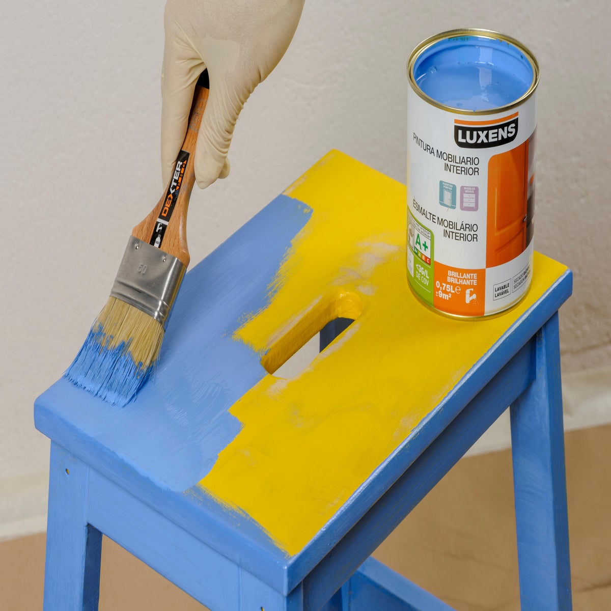 Cómo pintar superficies de madera