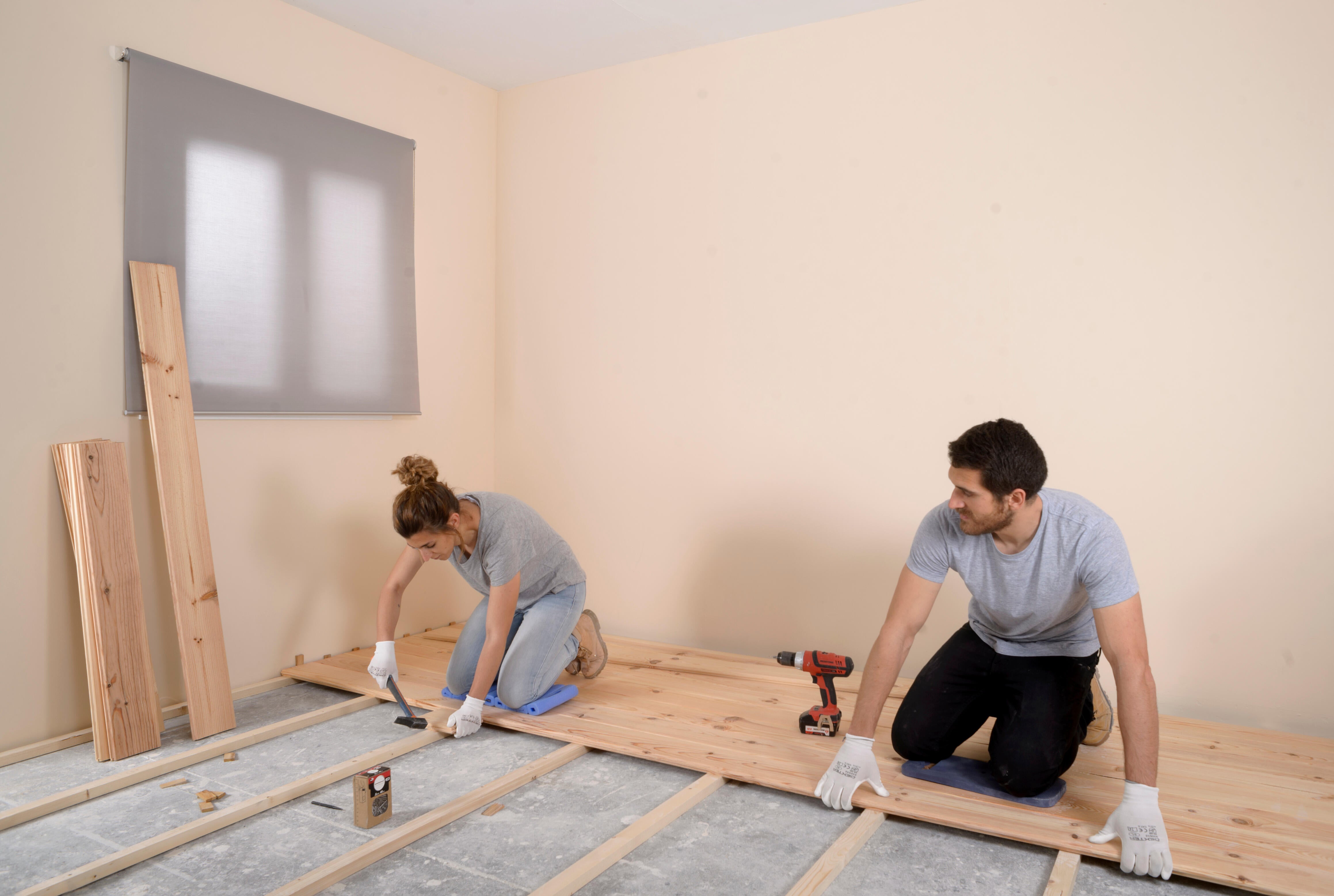 Cómo colocar suelos de tarima maciza Leroy Merlin