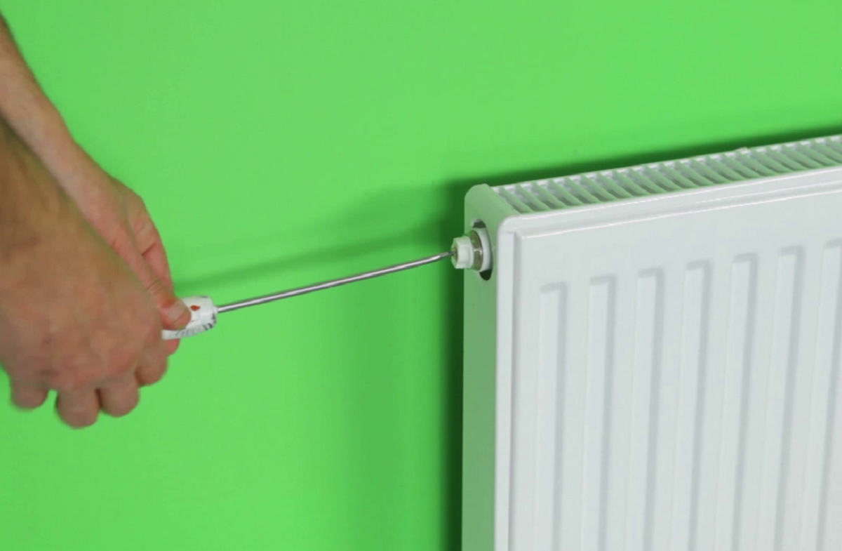 Cómo instalar una válvula termostática de radiador