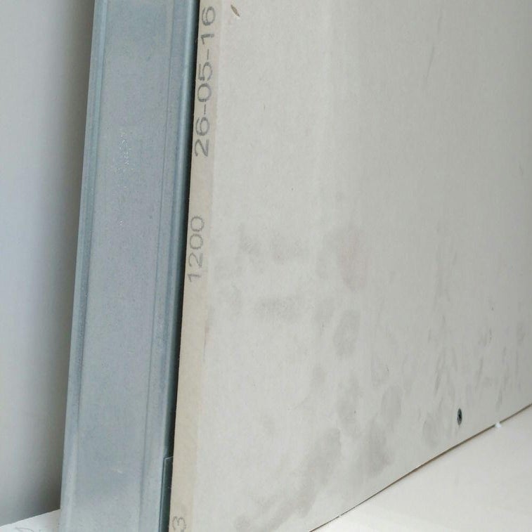 Cómo aplicar aislante térmico y acústico a una pared
