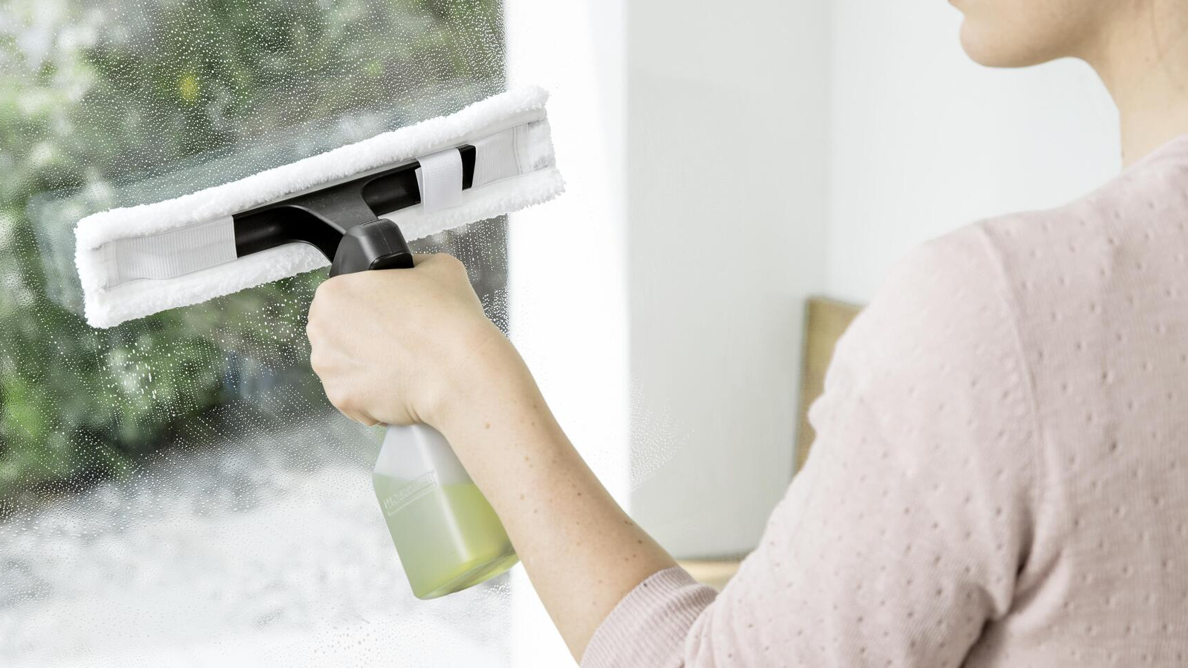La forma correcta de limpiar una ventana por fuera