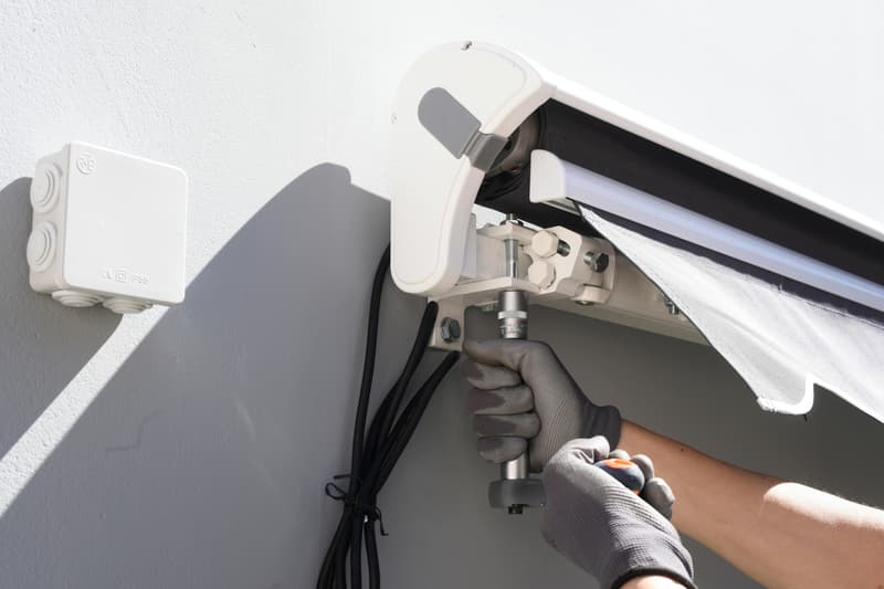 Cómo motorizar tu toldo Leroy Merlin