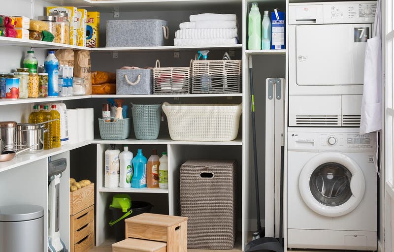 Lleva el orden a tu cocina o lavadero con el armario despensero más  rebajado de Lero