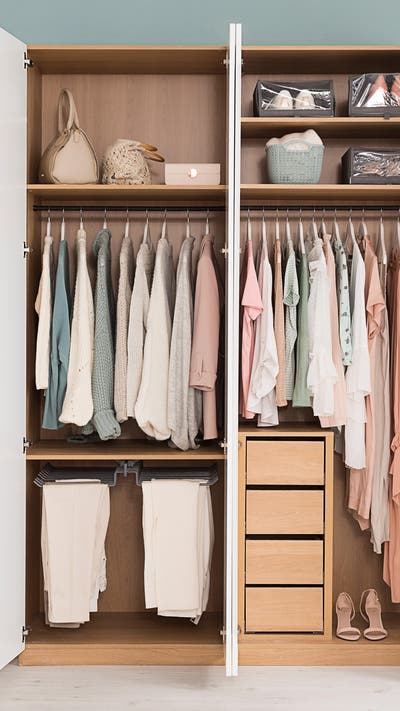 5 módulos que no pueden faltar en el interior de tu armario