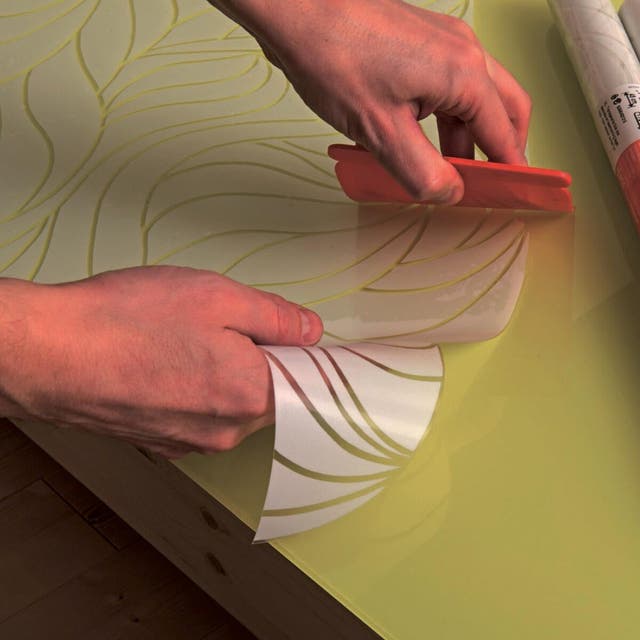 Carta adesiva per mobili: un’ampia scelta di colori e fantasie