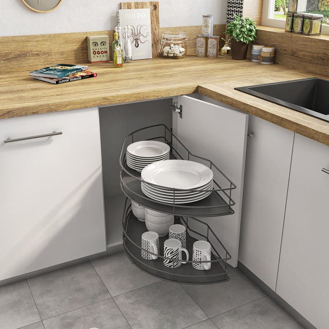Cassetti ed estraibili interno anta