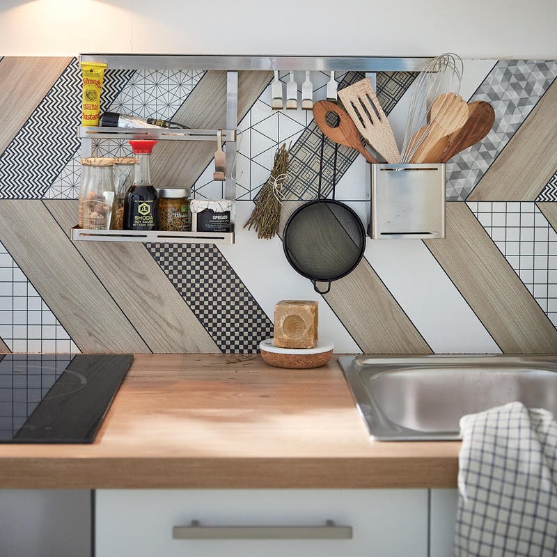 Gli estraibili: cassetti, colonne e pensili per ottimizzare lo spazio della  tua cucina - Spunti di Casa