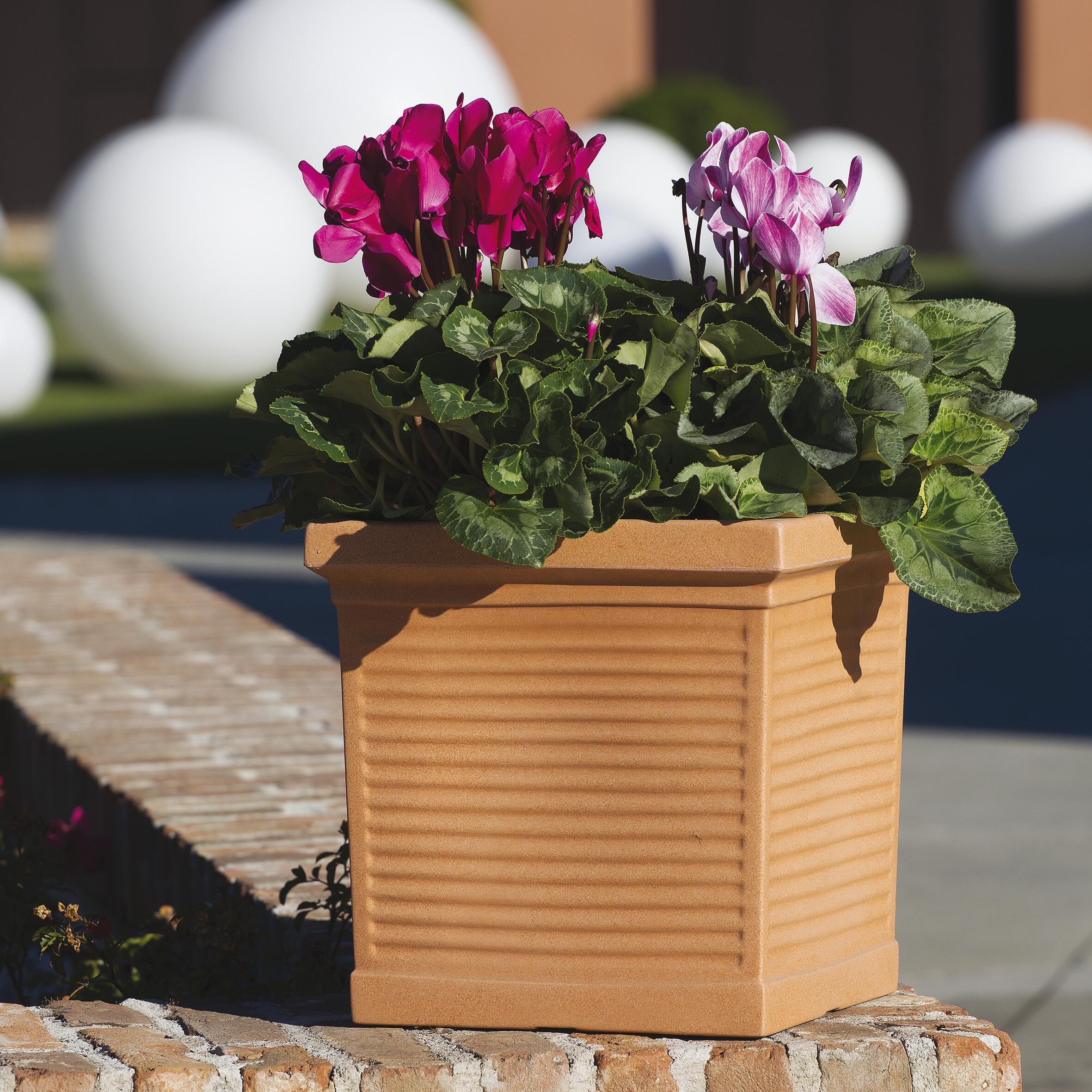 Vaso per piante e fiori Millerighe in polietilene rame H 34.6 x L 35 x ...