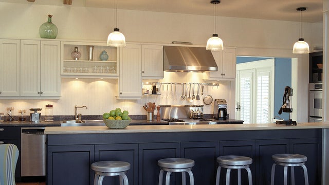 Come scegliere la vernice per dipingere i mobili di casa