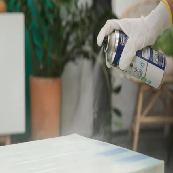 Bombe de peinture relooker customiser meubles Conseil application color touch 
