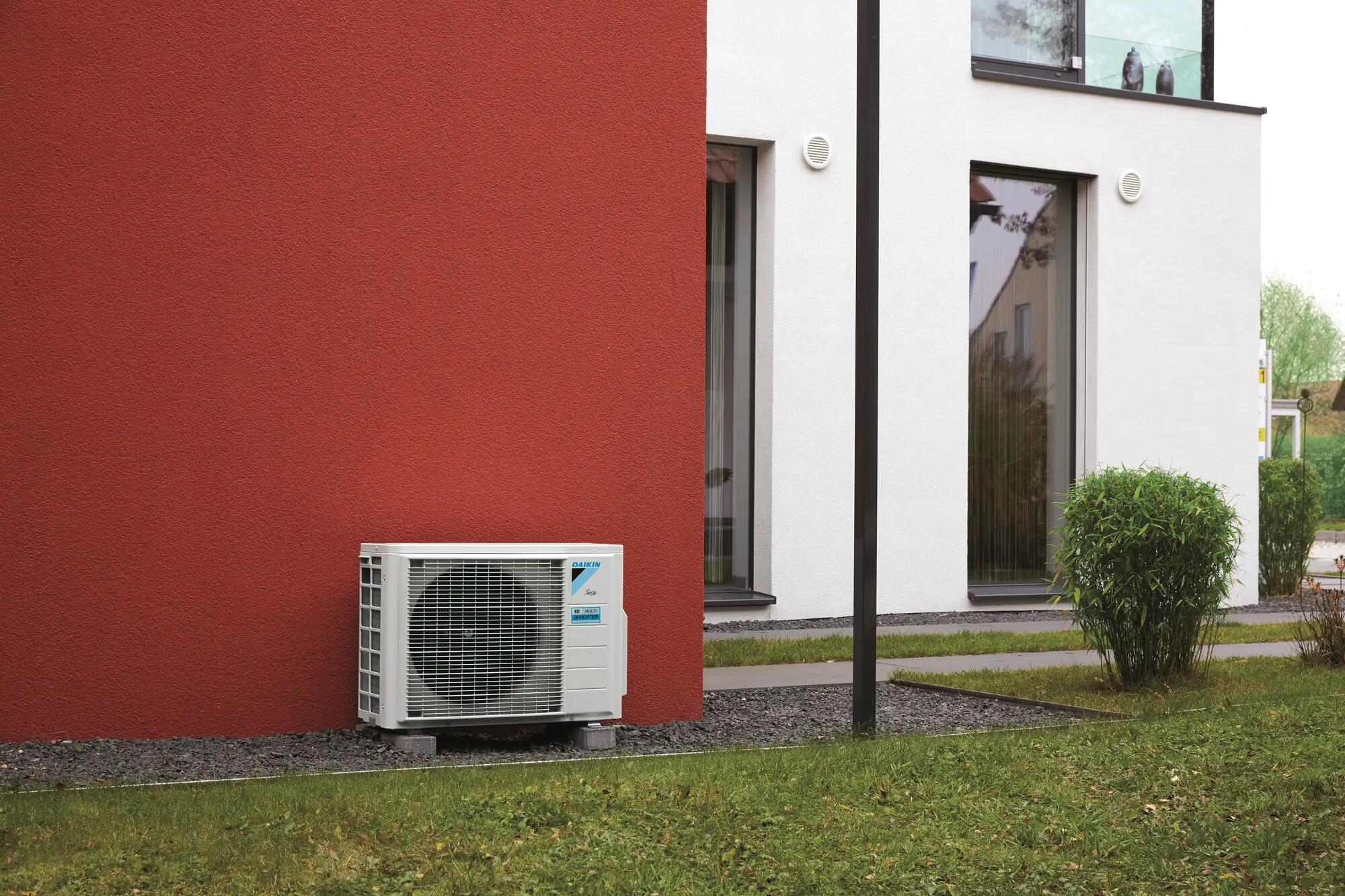 Unità esterna condizionatore DAIKIN dual 21.000 BTU 4 KW R32 inverter A++/A++ serie New Plus - 2