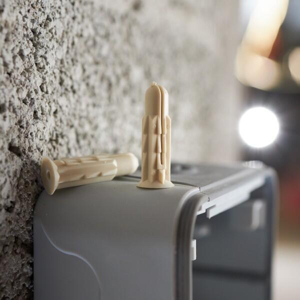 chevilles pour murs pleins comme creux - 1