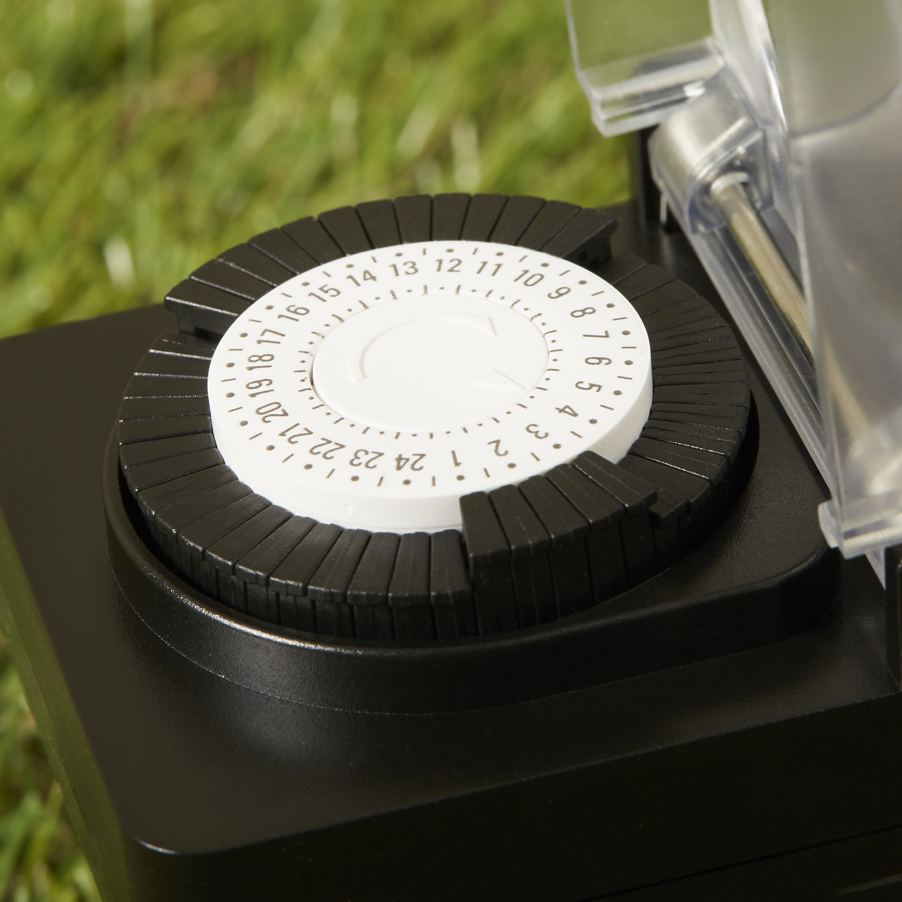 Programador analógico diário exterior máx. 3500W preto LEXMAN - 3