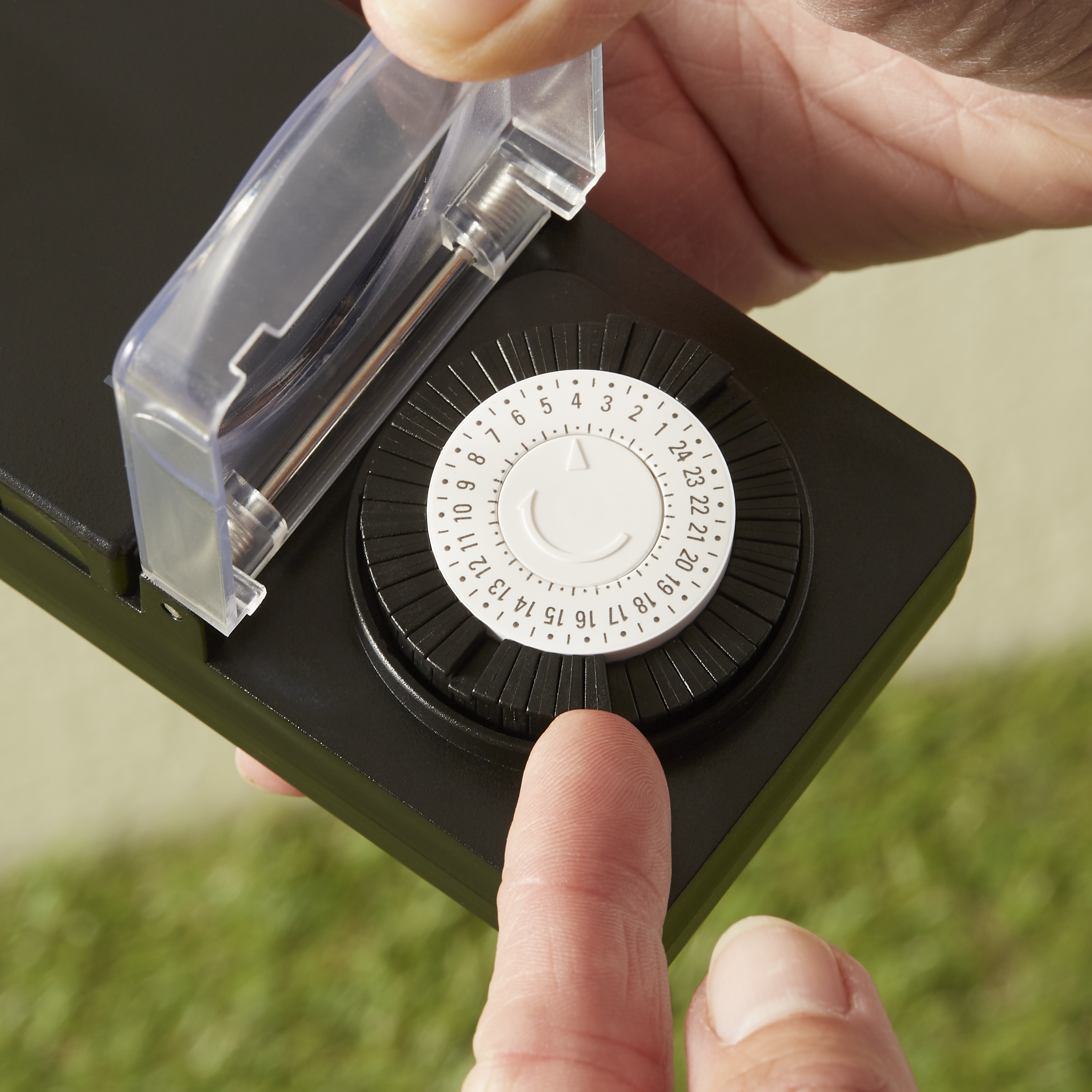 Programador analógico diário exterior máx. 3500W preto LEXMAN - 4