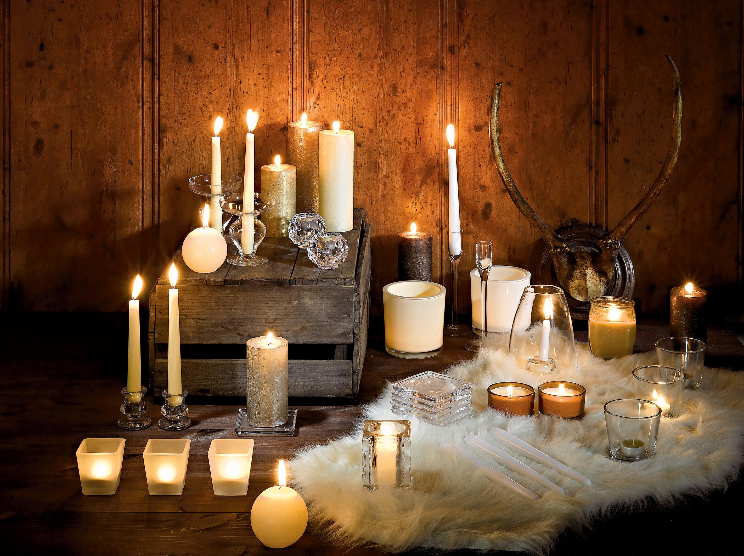 Świeca szpica biała 4 szt. Bolsius - 3